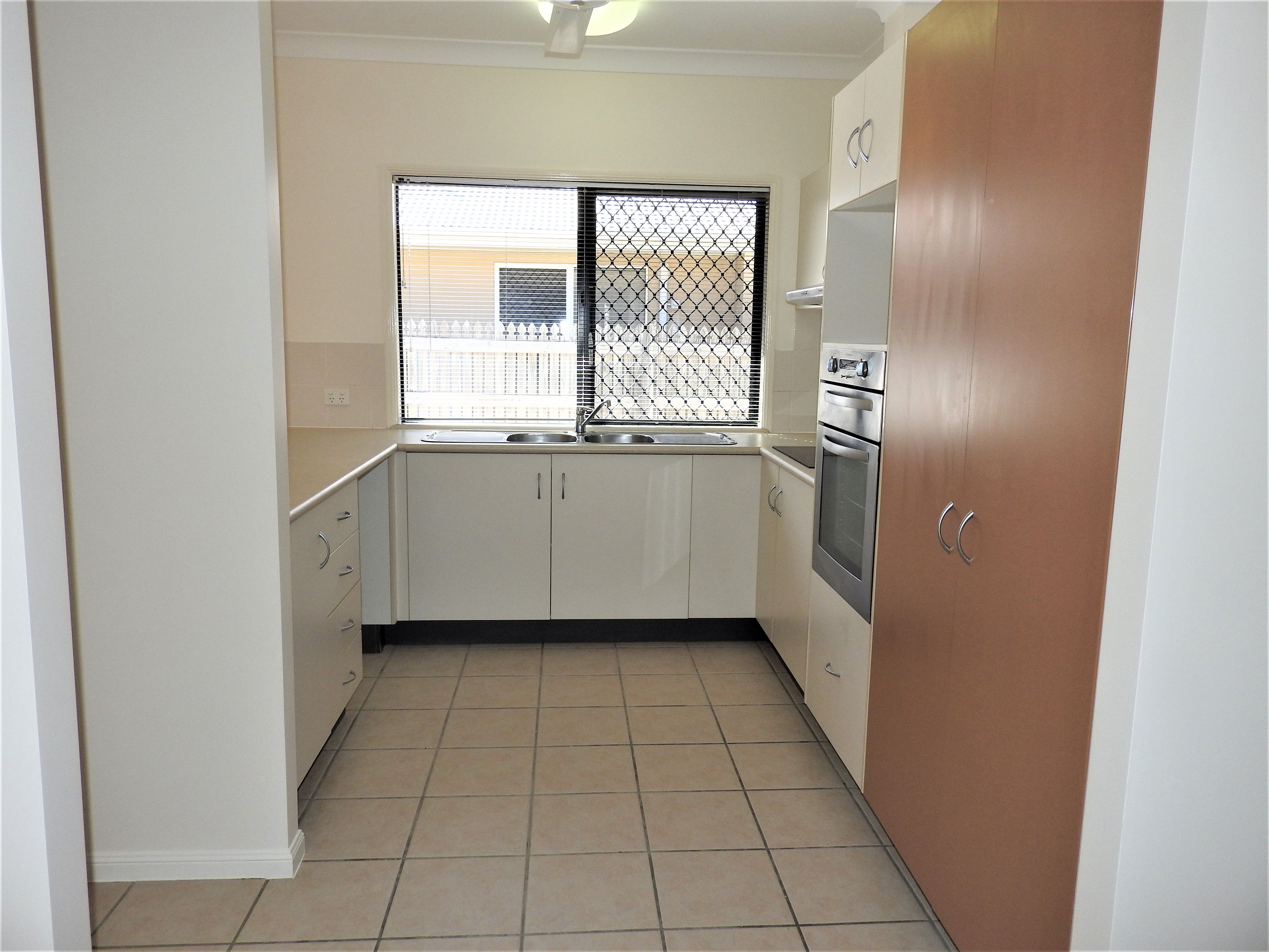 8 Chaimberlane Place, Kirwan, QLD 4817