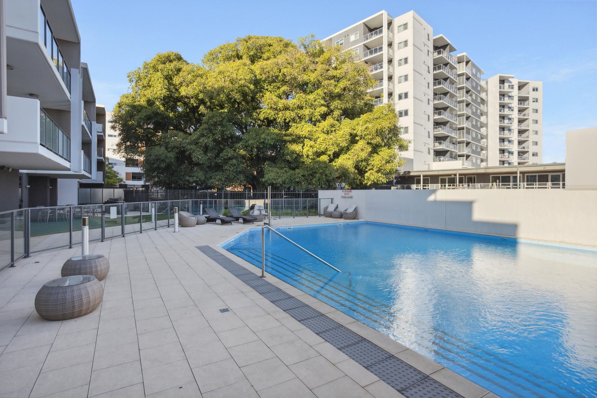 1 Rowe Avenue, Rivervale WA 6103