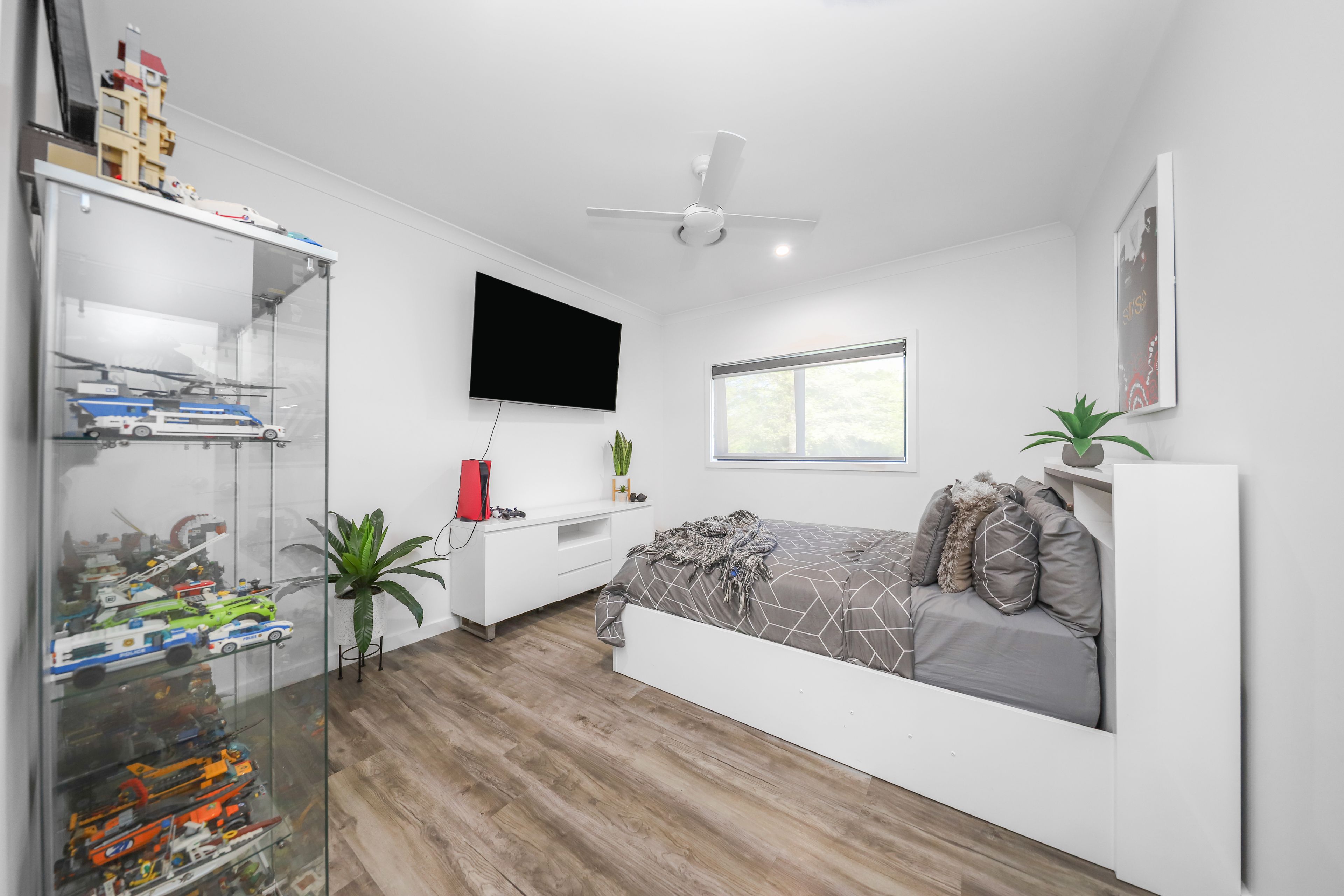 36 Cromwell Street — photo 14 of 27