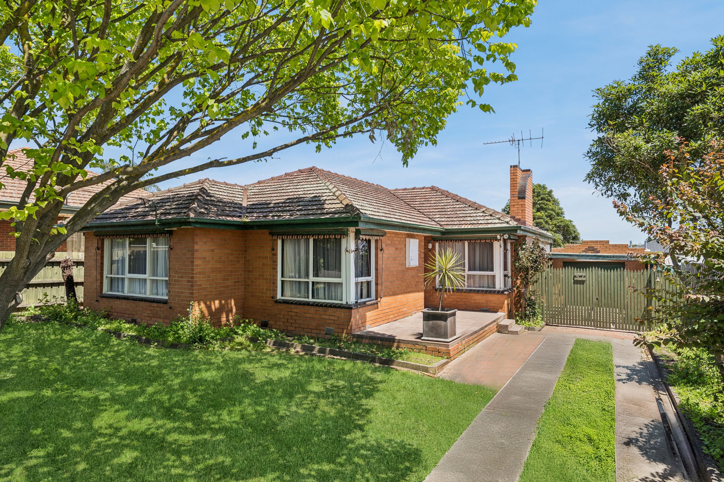 57 Glasgow Avenue , Reservoir VIC 3073