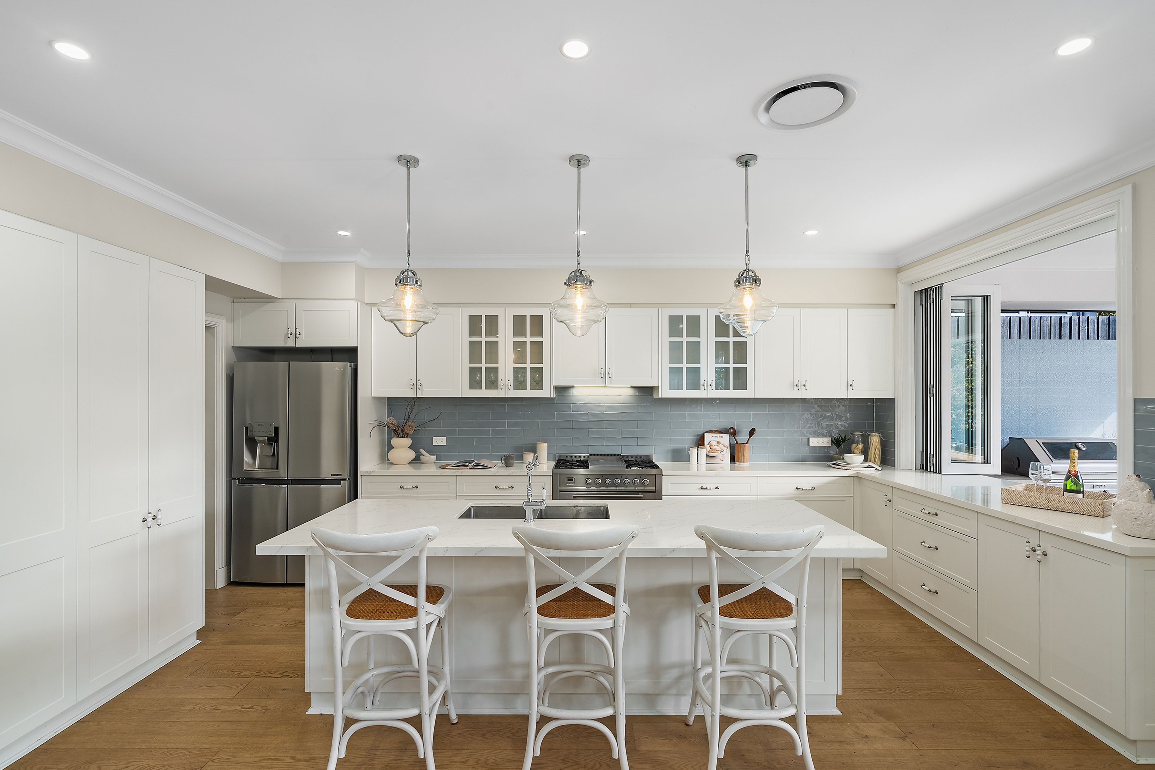 1 Evelyn Avenue — photo 5 of 17