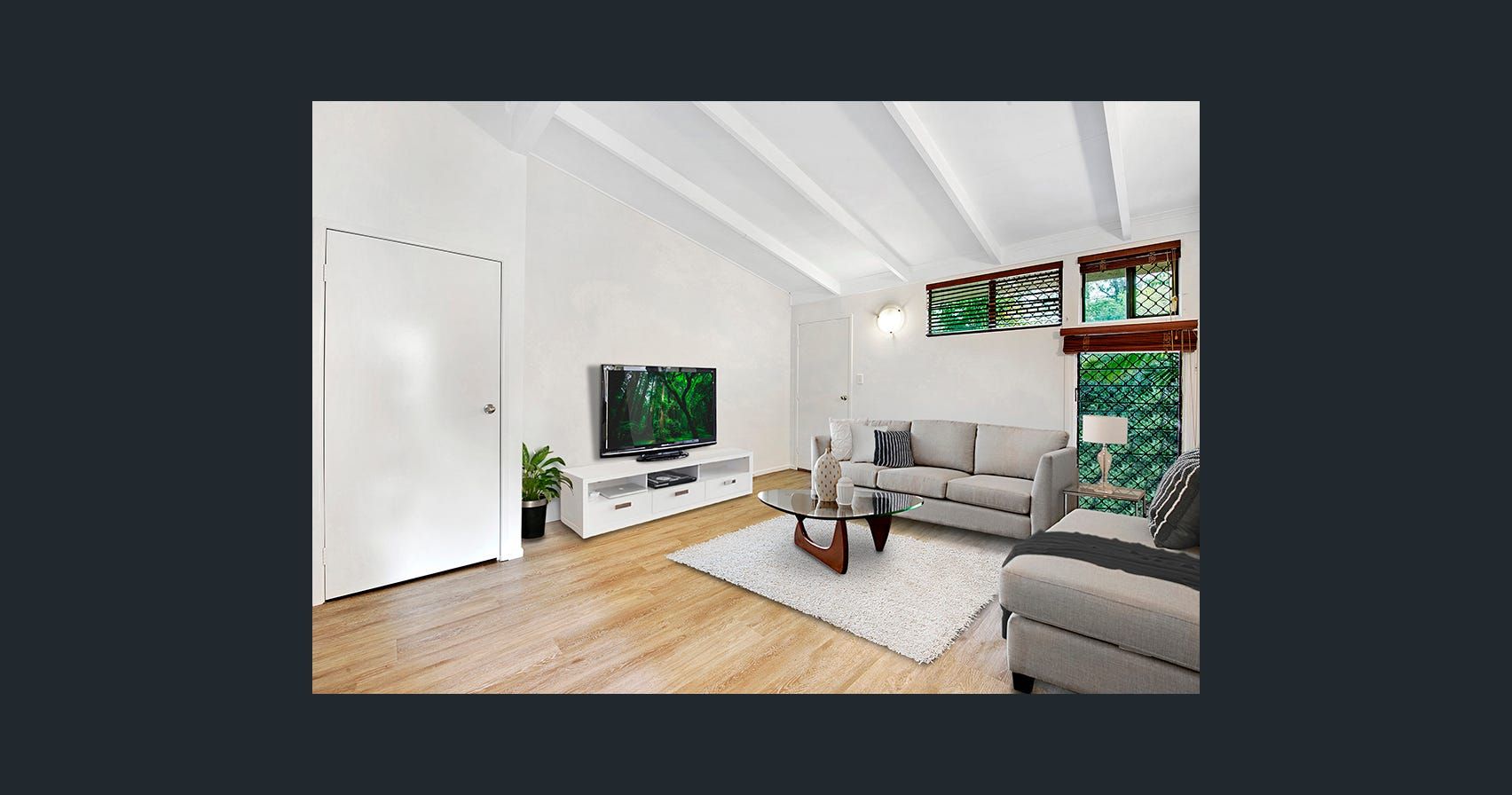 2/33 Saverin Road, Eagleby, QLD 4207