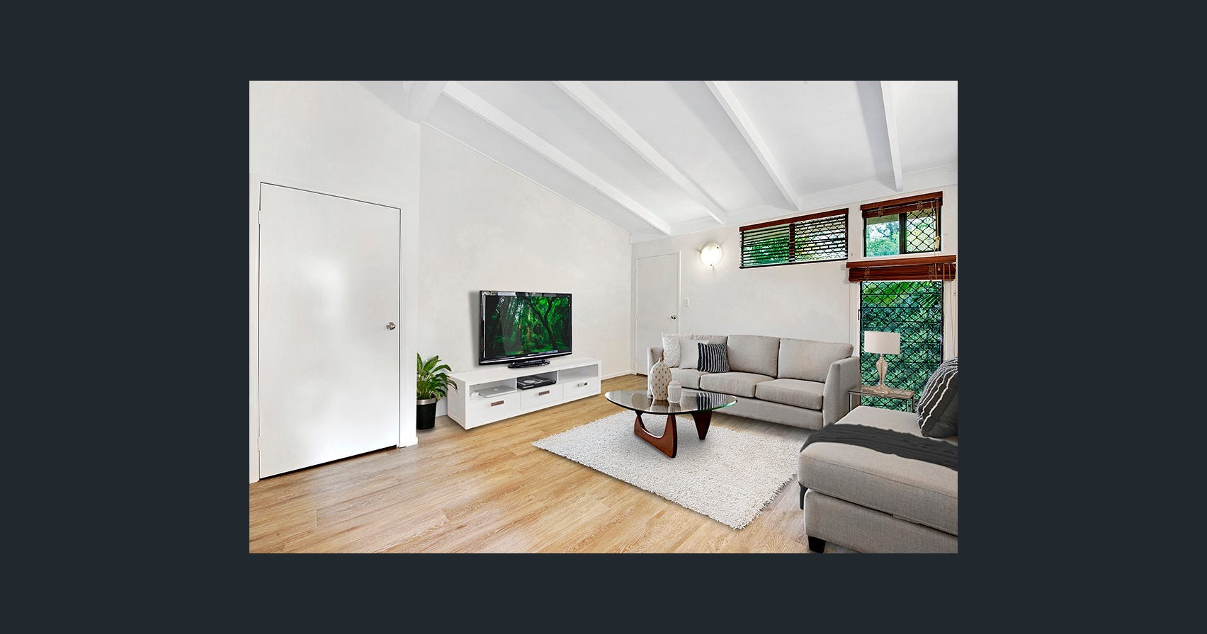 2/33 Saverin Road, Eagleby, QLD 4207