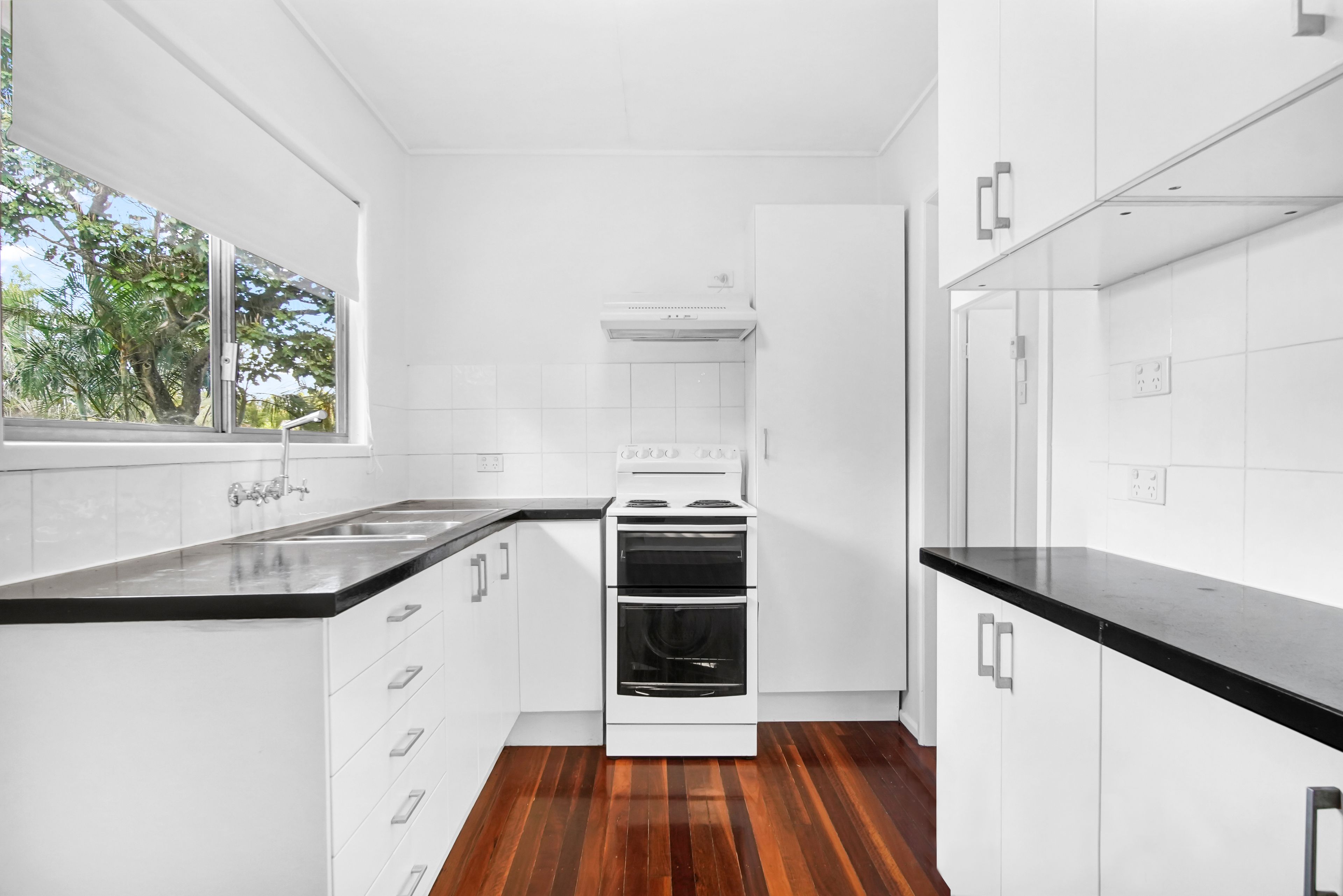 9 Marina Street — photo 4 of 11