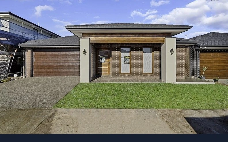 18 Rosewater Street, Manor Lakes, VIC 3024
