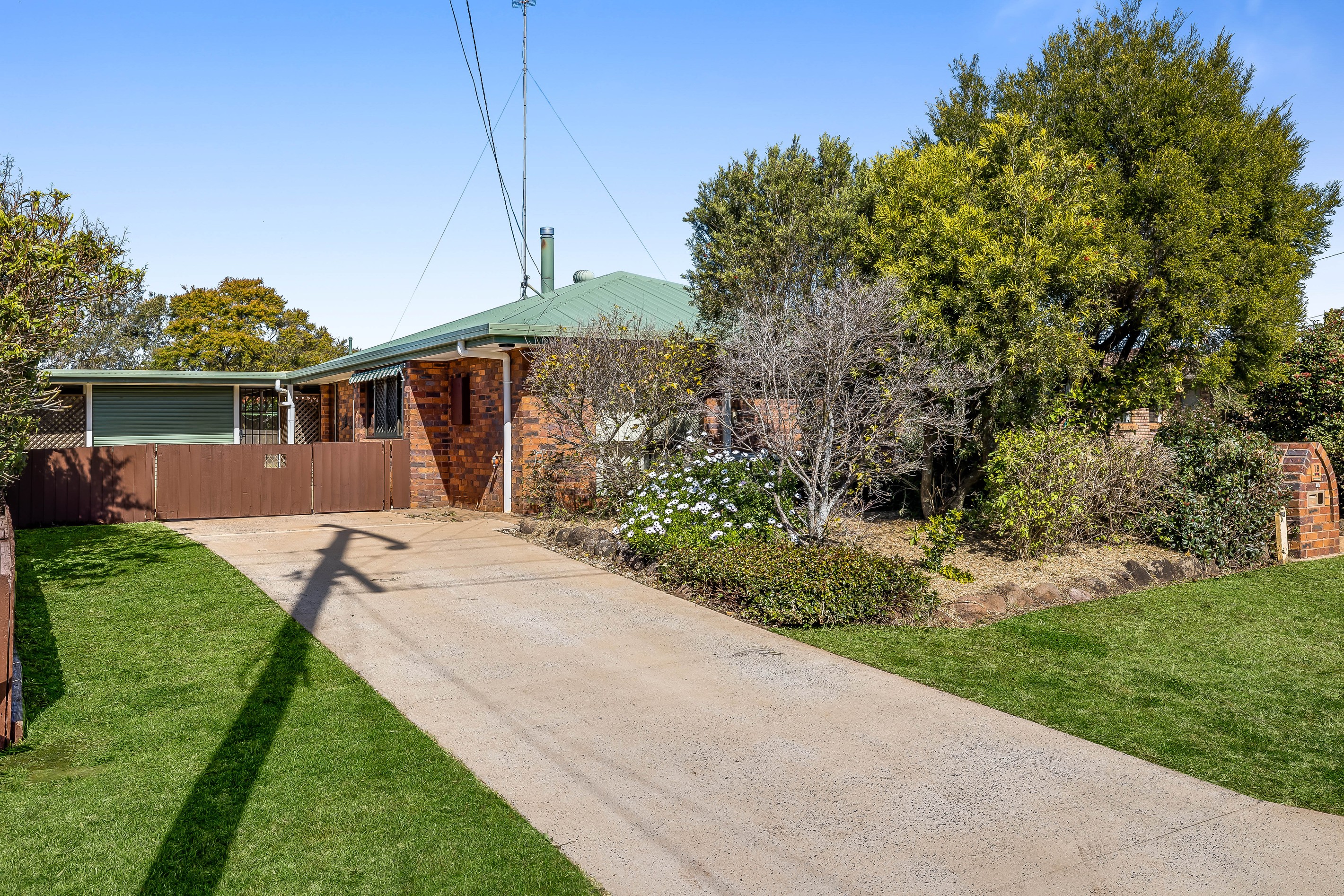 18 Rachel Street, Darling Heights, QLD 4350