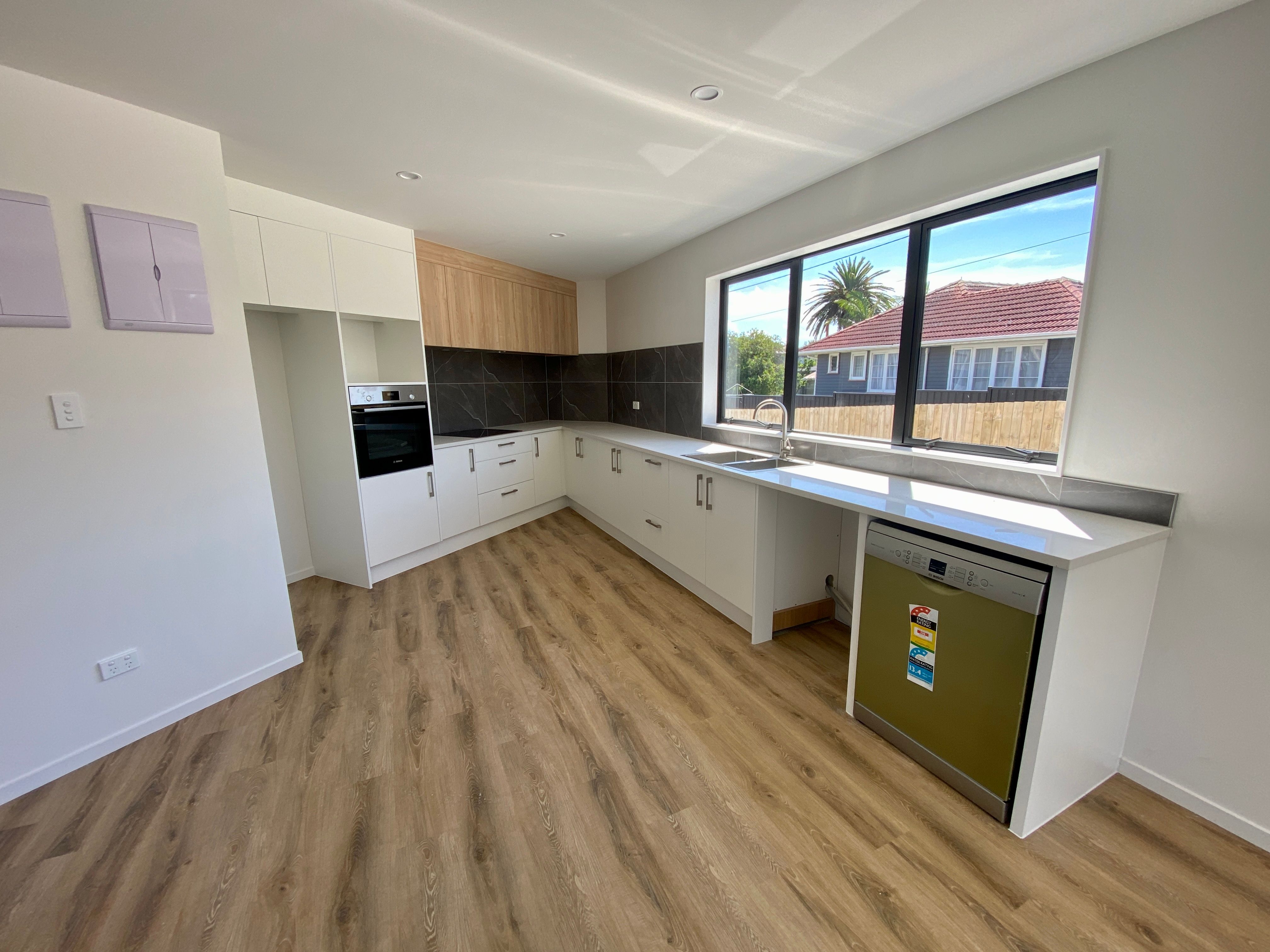 1/25 Vodanovich Road, Te Atatu South, Waitakere City