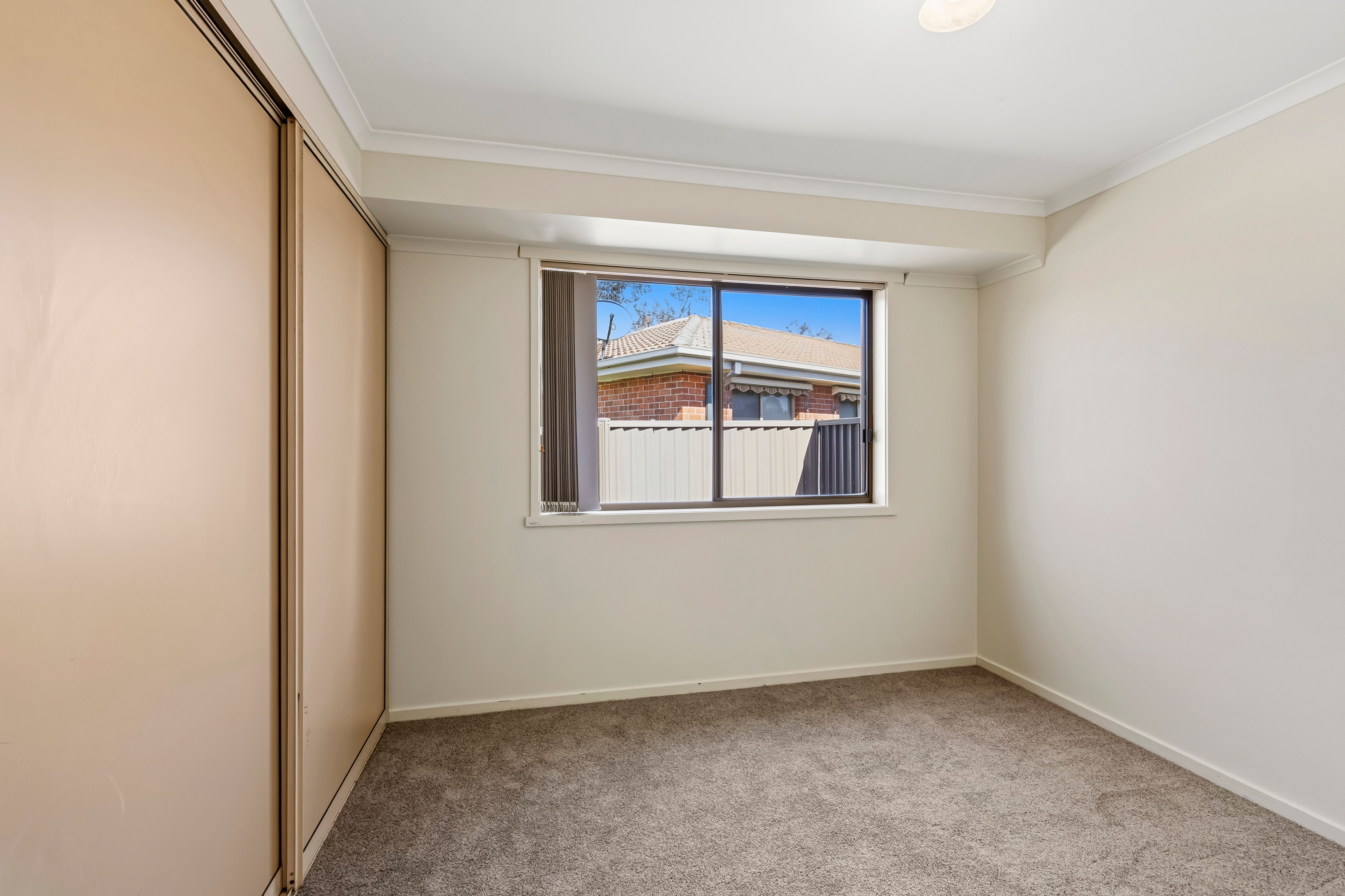 5 Cook Close — photo 4 of 8