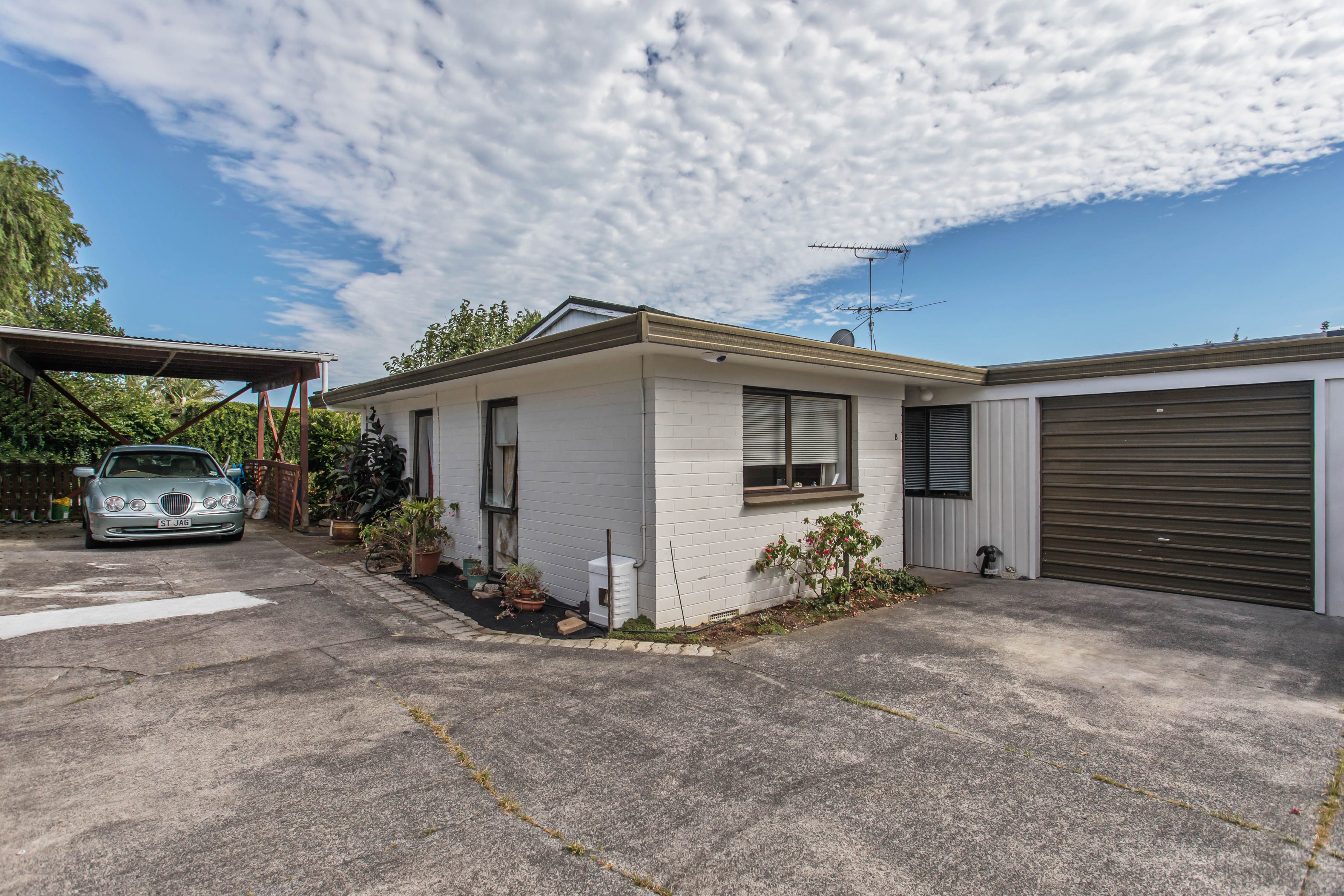 27B Prince Regent Drive, Half Moon Bay, Manukau City