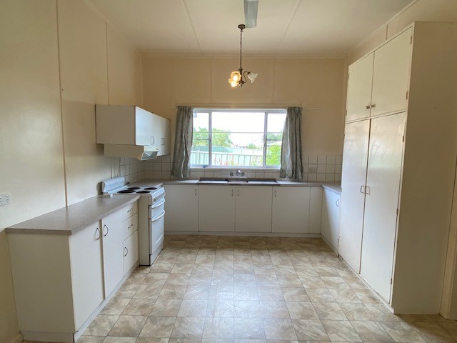 2/4 Commerce Lane, Taree, NSW 2430