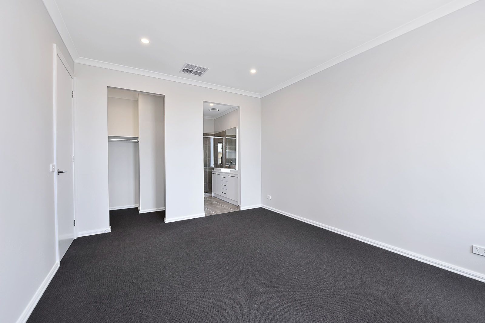 17 Rockin Road, Sunbury, VIC 3429