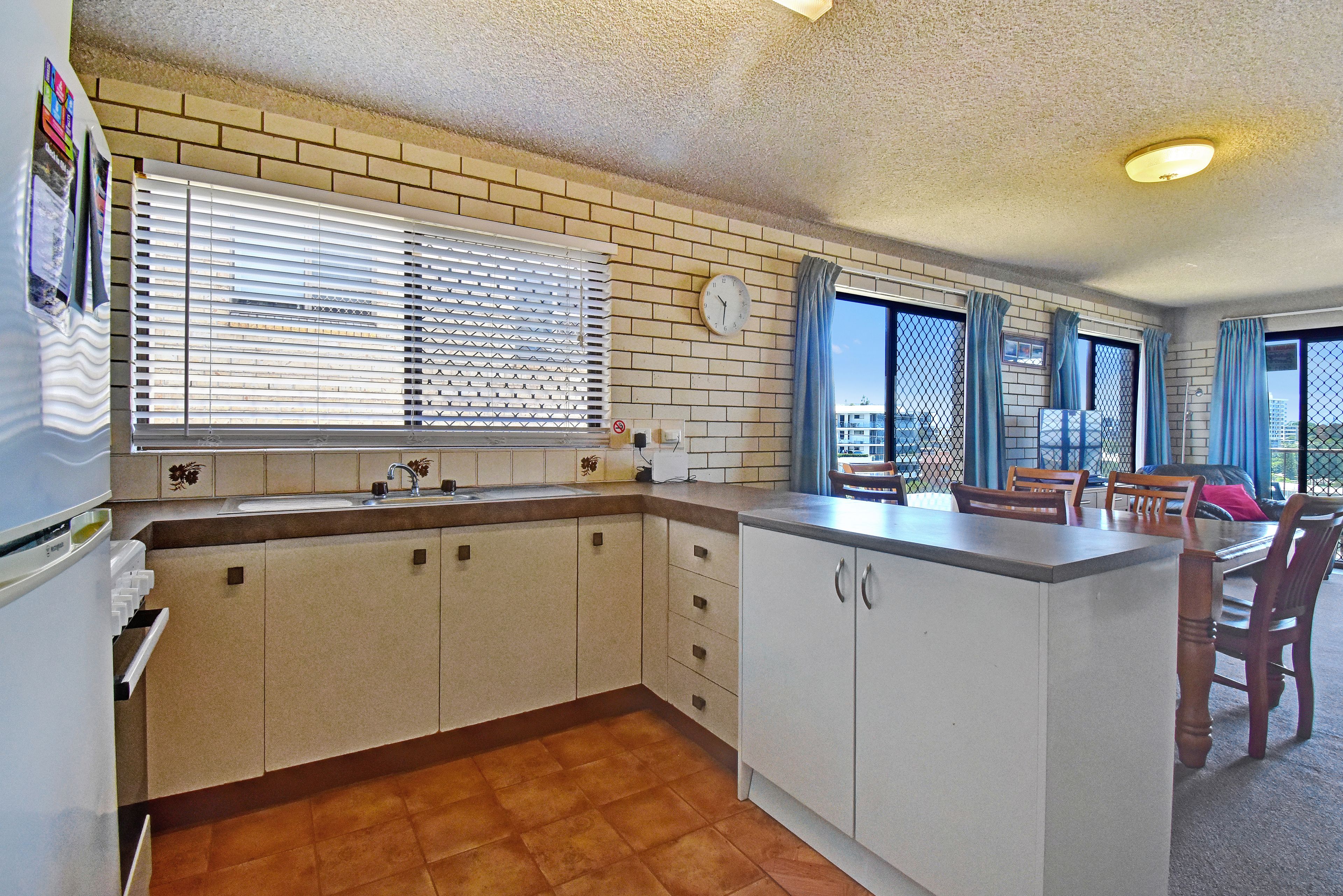4/8 Mahia Terrace — photo 4 of 9
