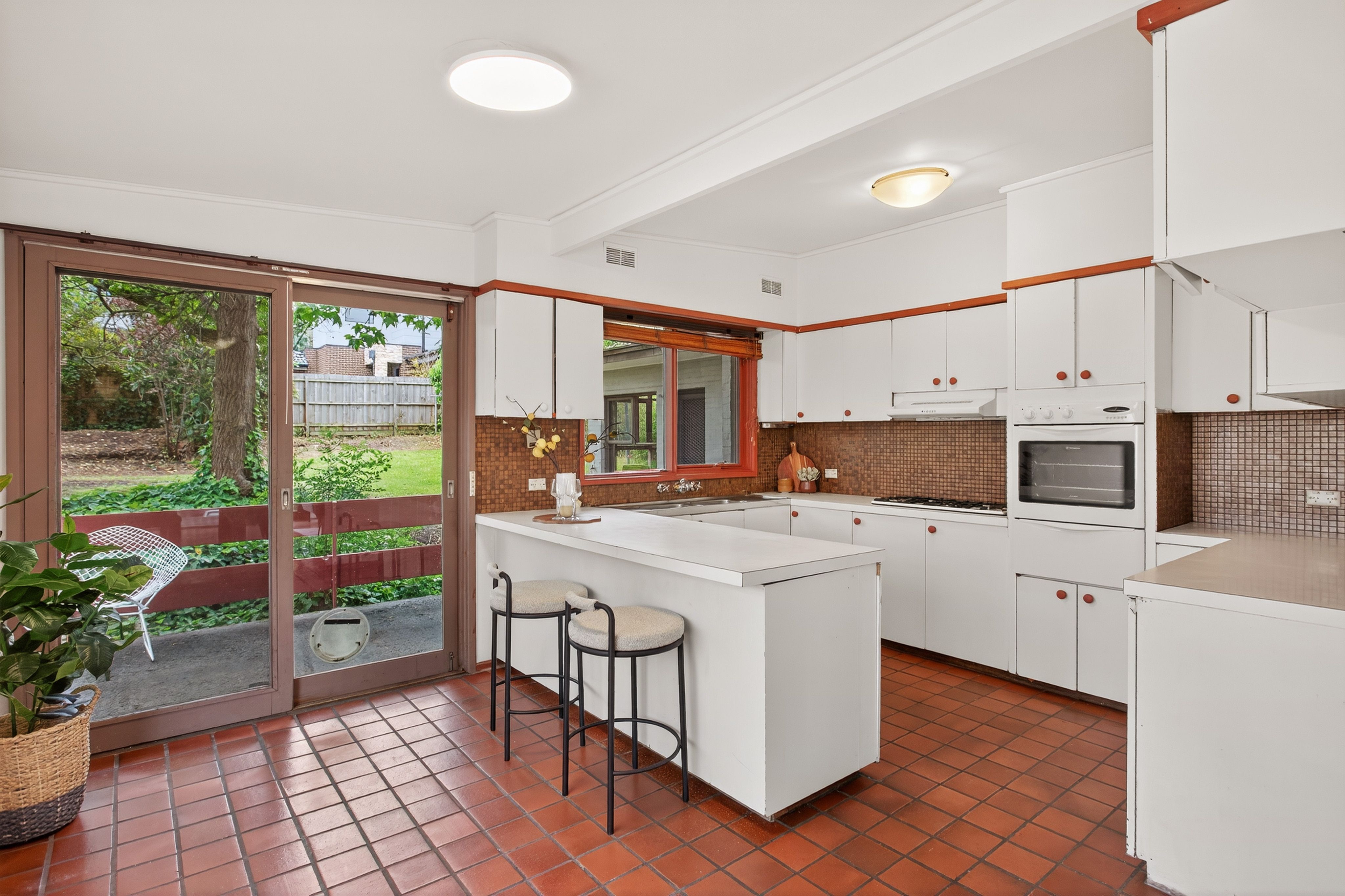 5 Leonard Street, Burwood, VIC 3125