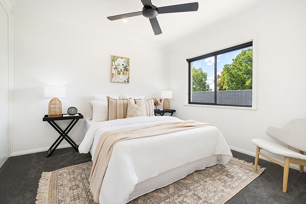 2/214 Plummer Street, South Albury, NSW 2640