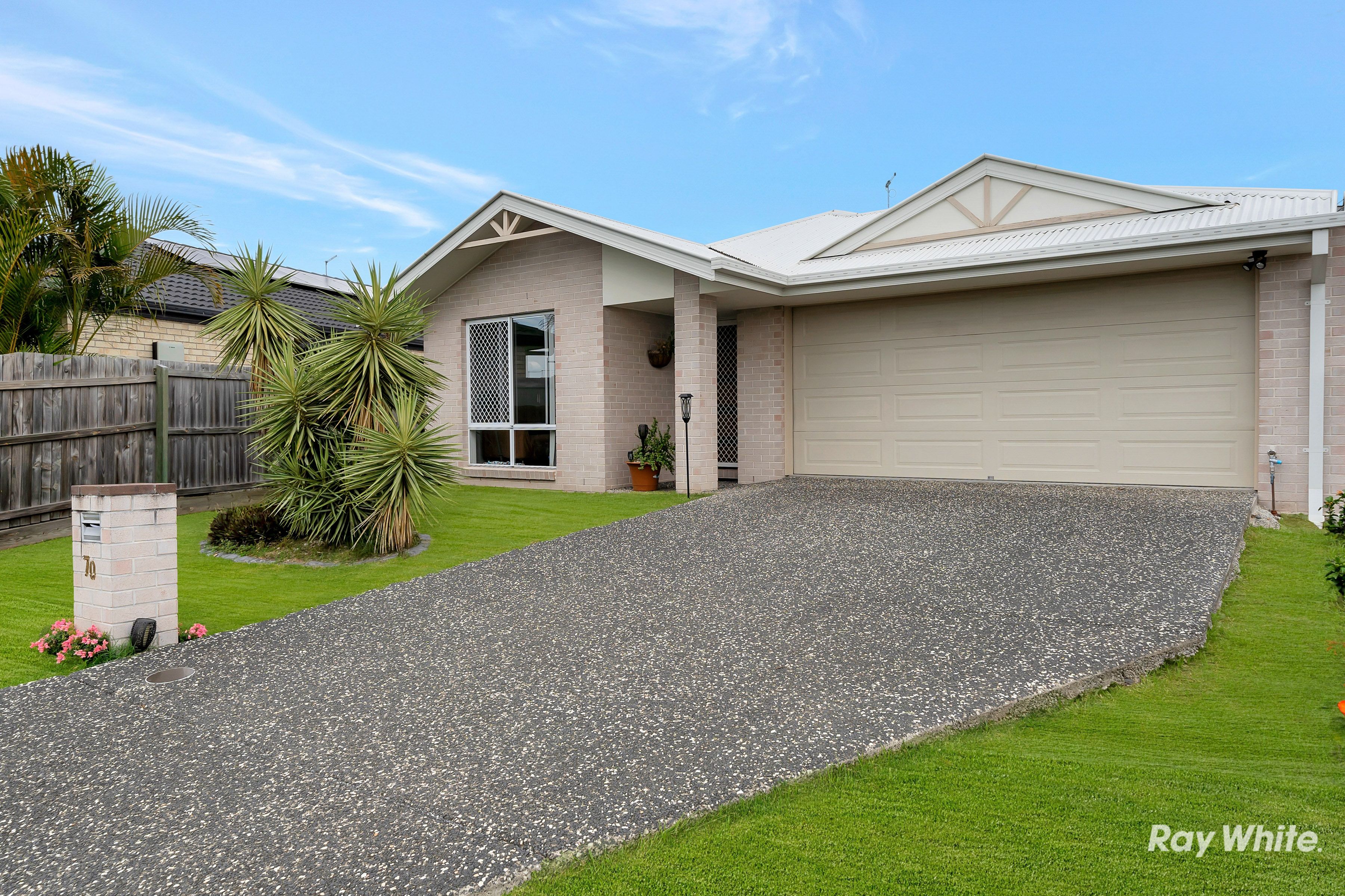 70 South Quarter Drive, Loganlea, QLD 4131