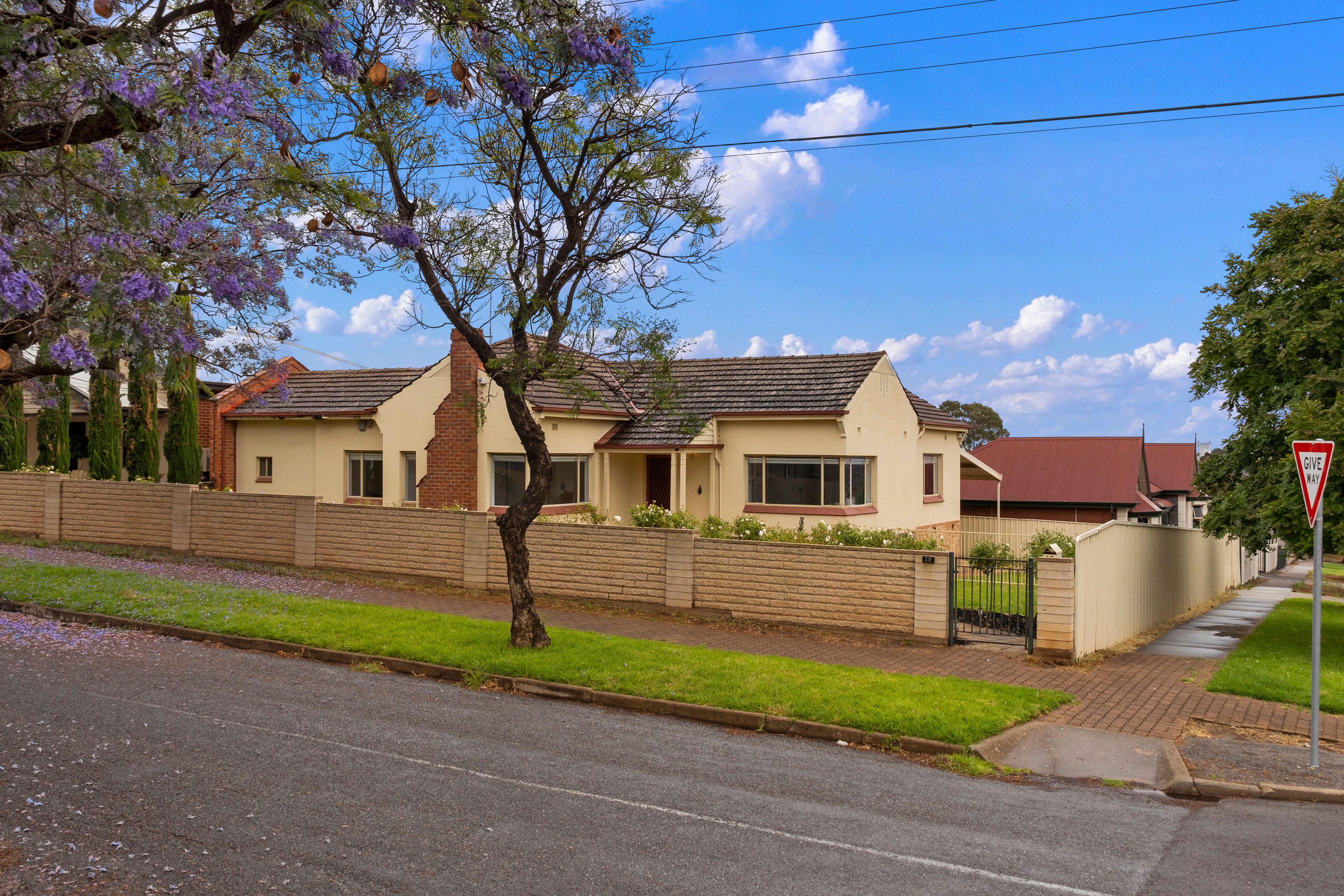 10 James Street, Prospect, SA 5082
