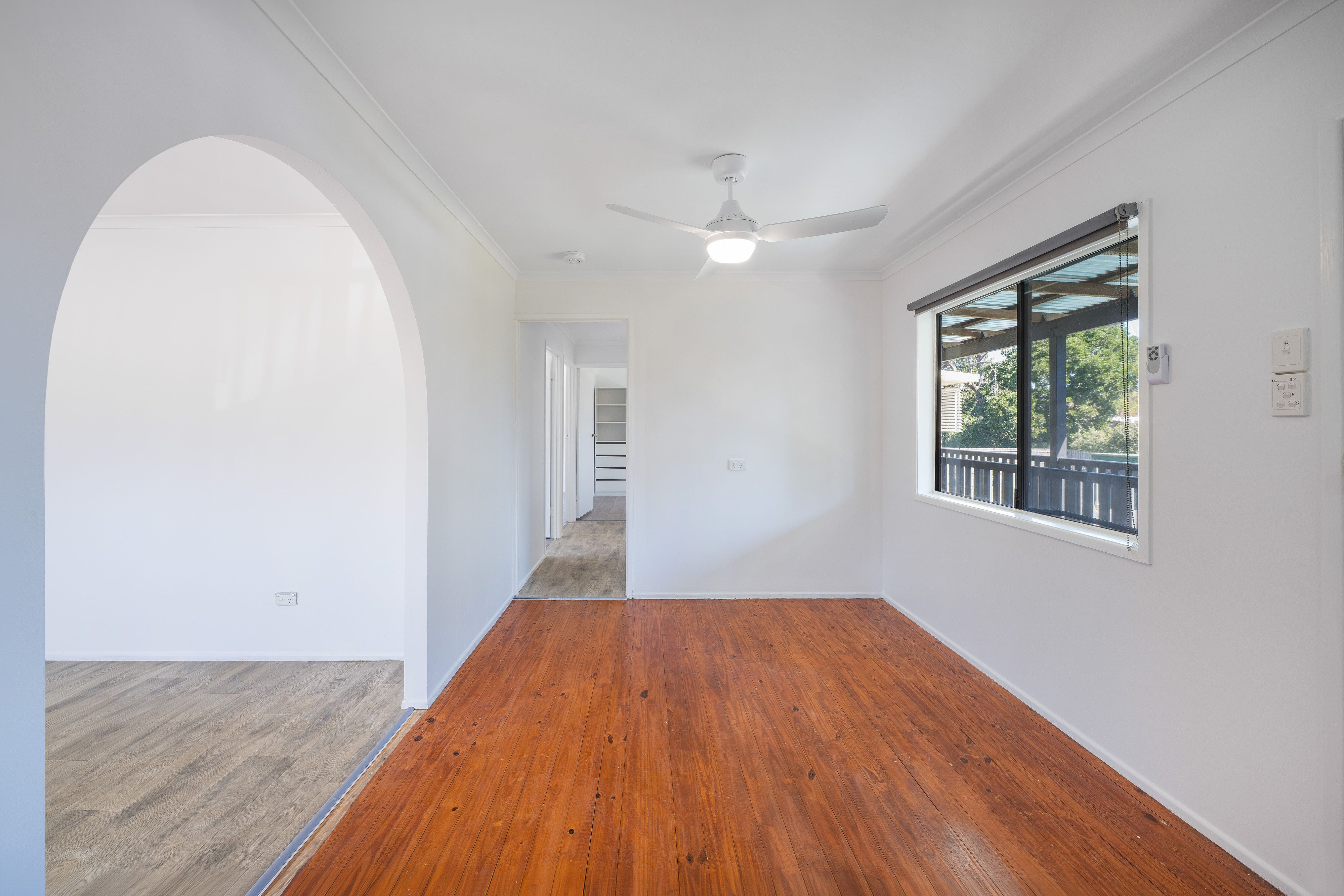 12 Daybell Street — photo 3 of 22