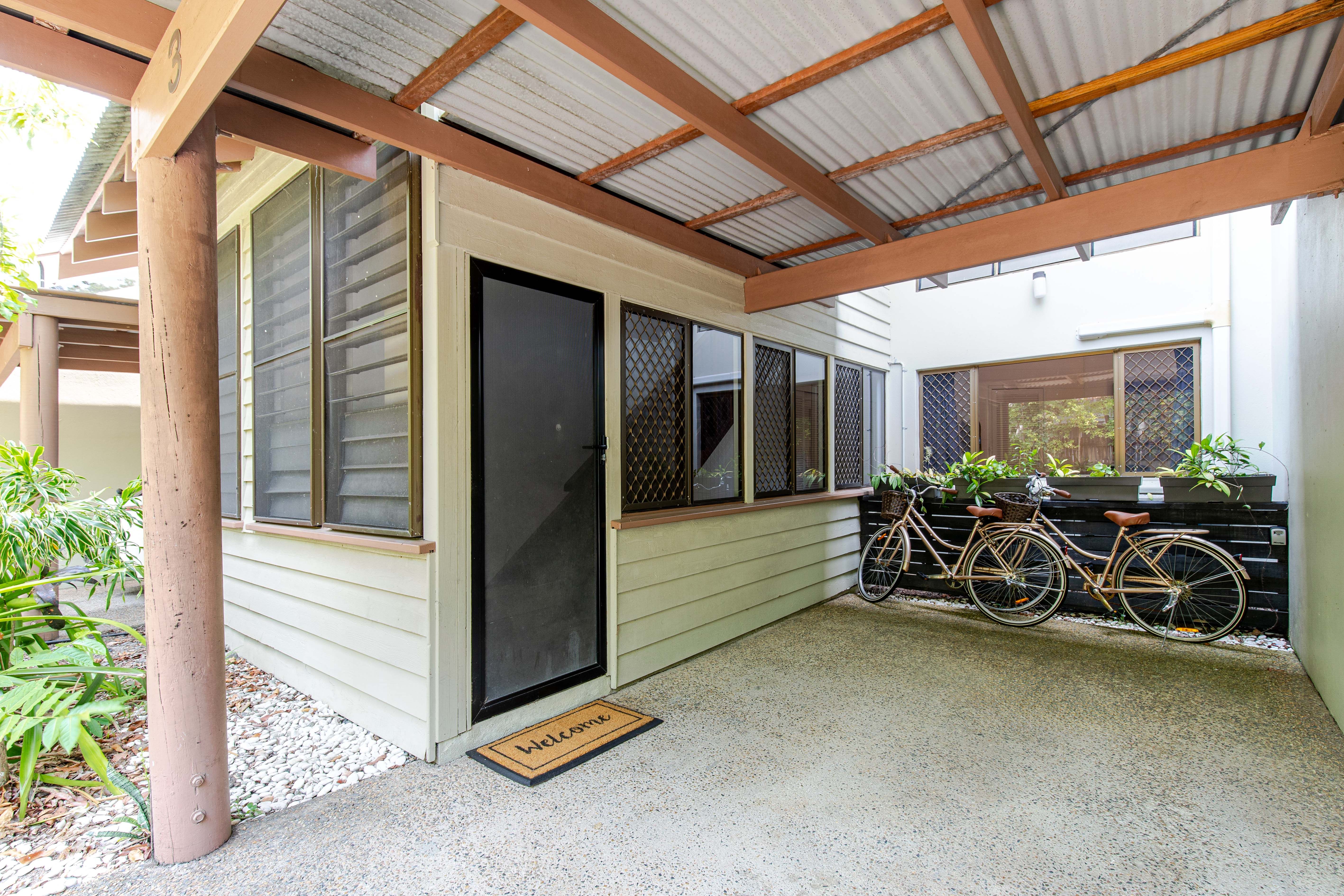 3/4-6 Atoll Close — photo 14 of 16