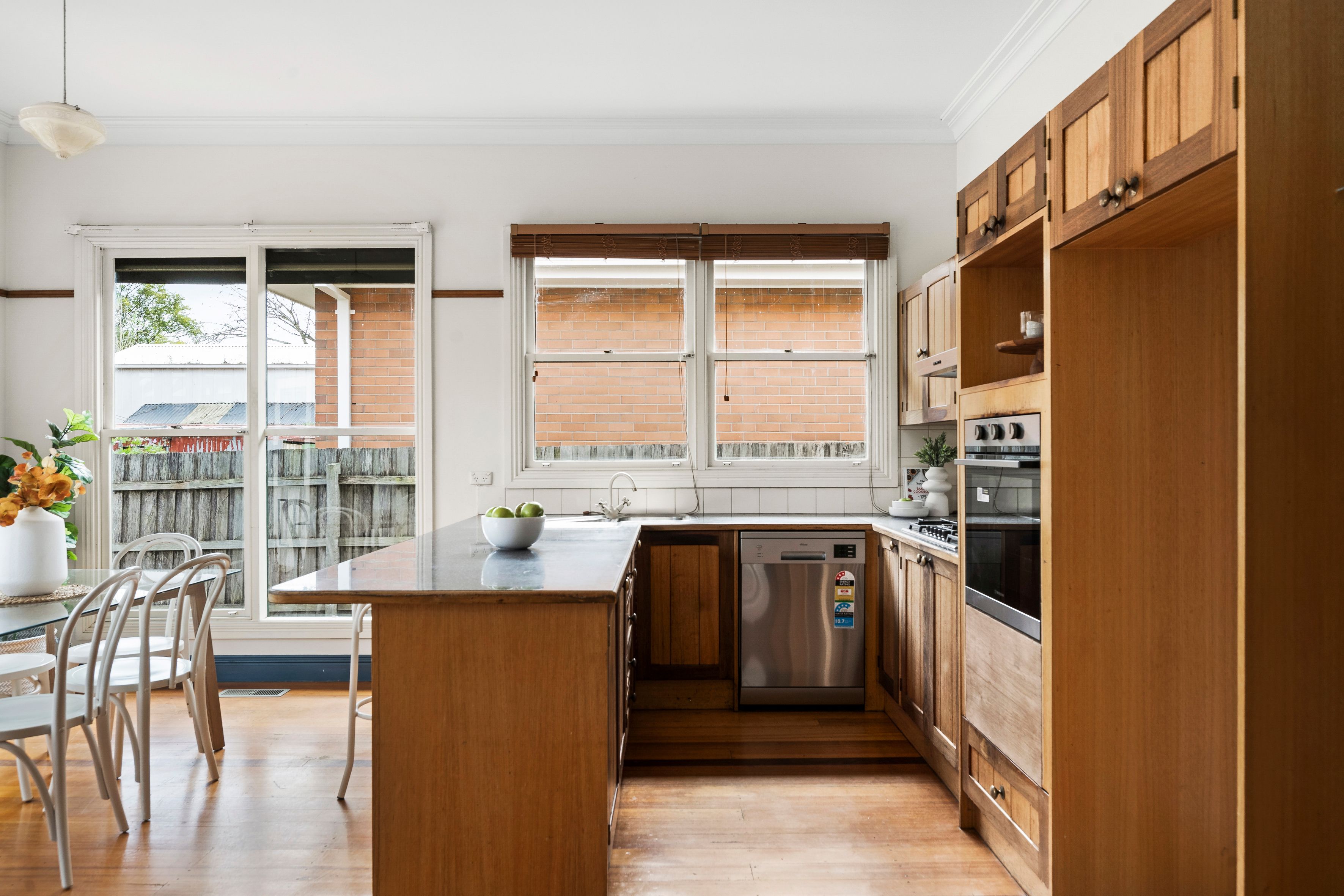 18 Fourth Avenue — photo 8 of 13
