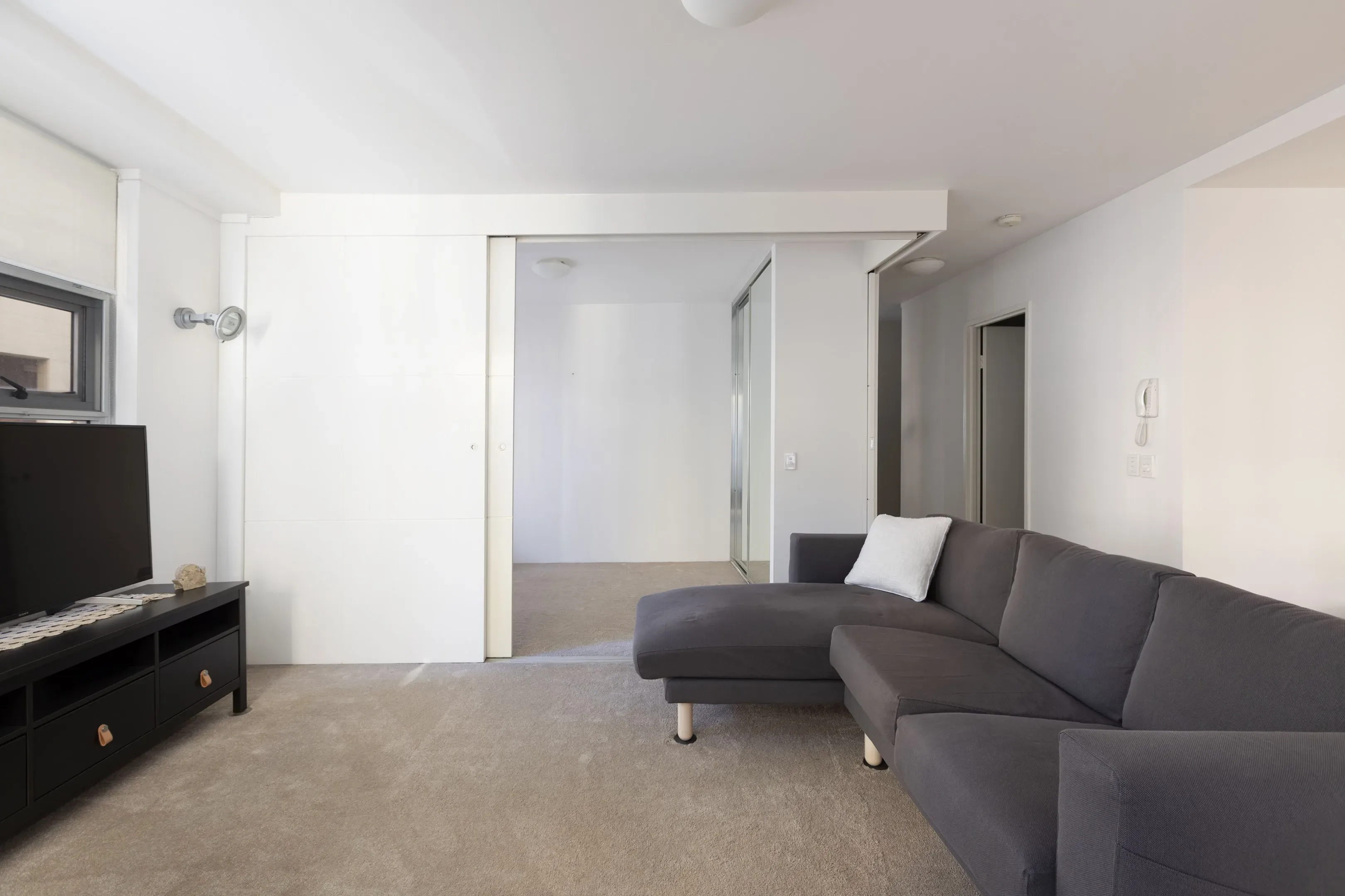 203/18-20 Allen Street — photo 3 of 10