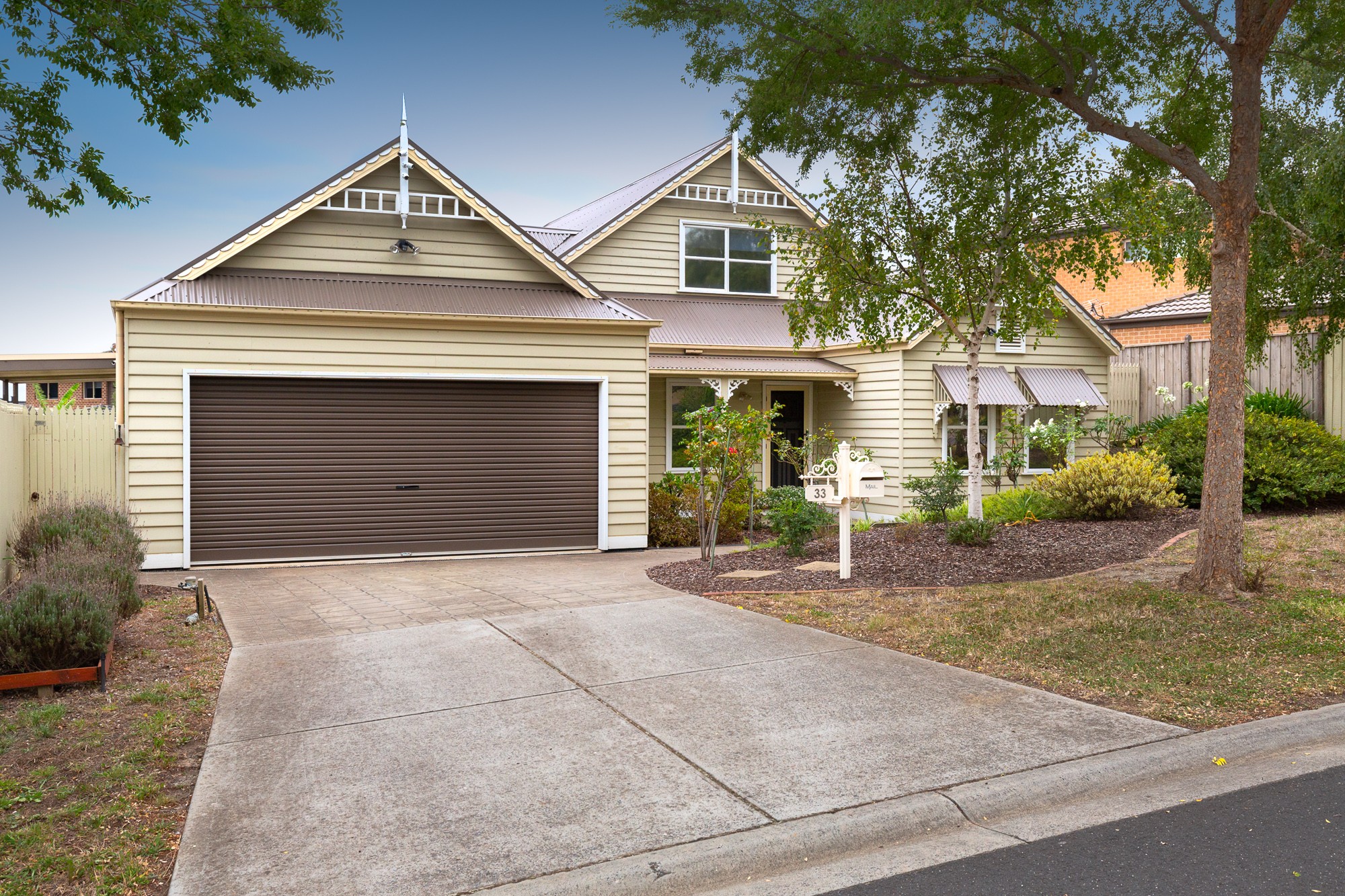 33 Hillgrove Crescent, Berwick, VIC 3806