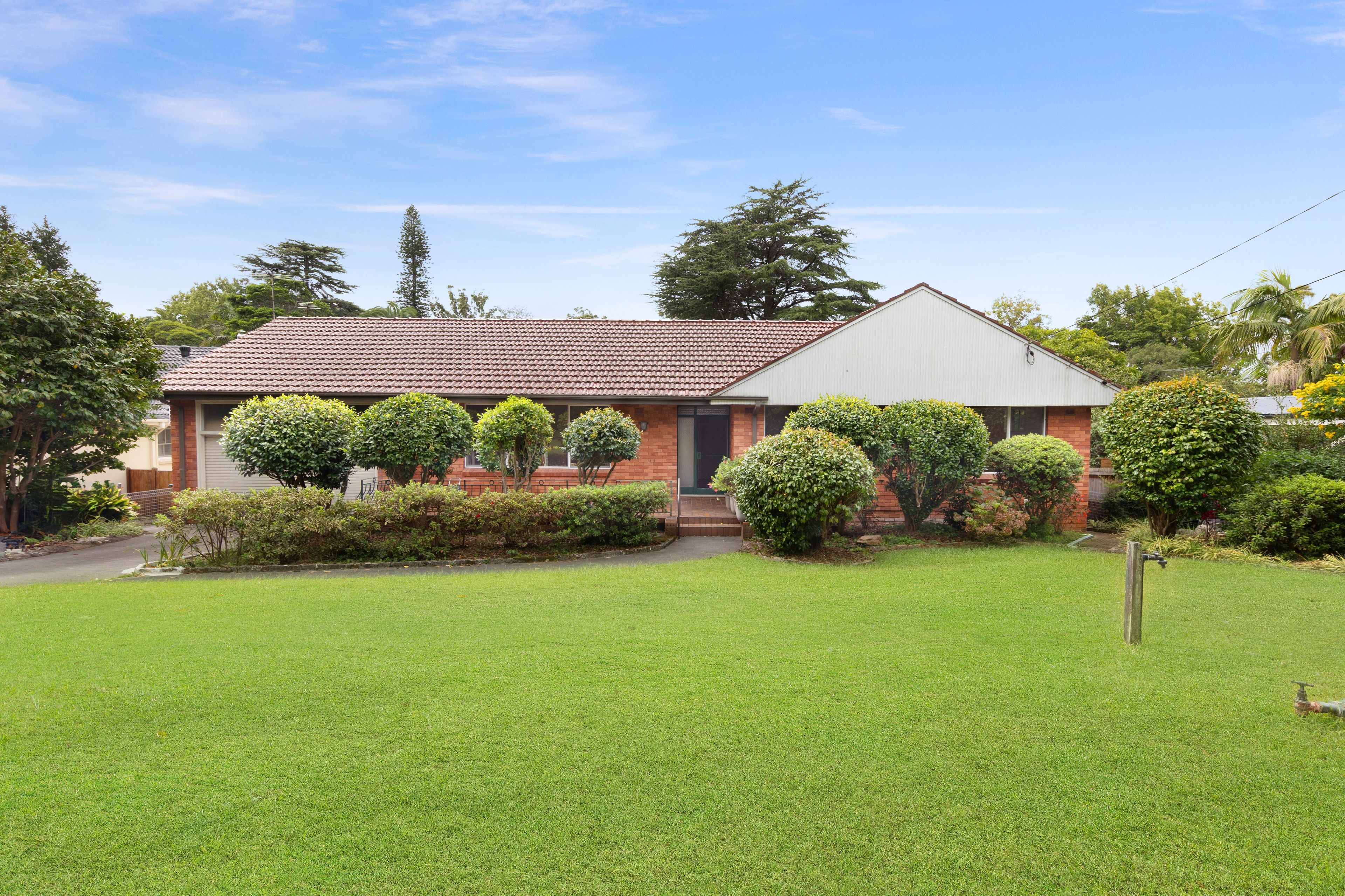 3 Binnowee Avenue, St Ives, NSW 2075