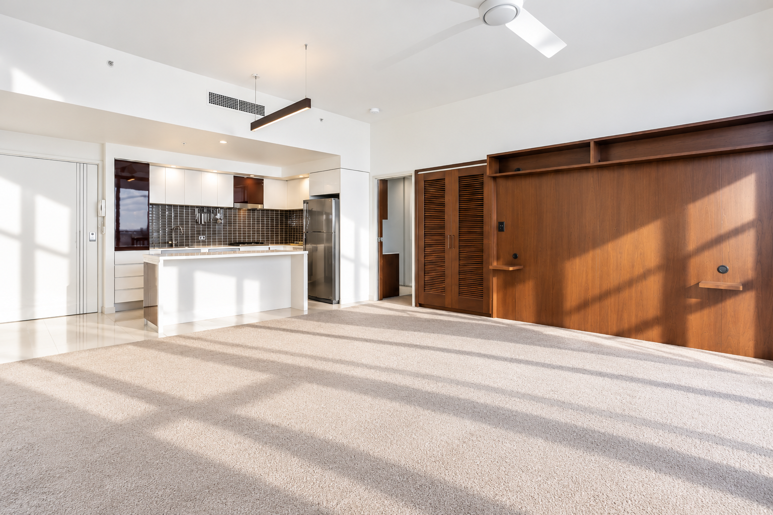 33809/9 Lawson Street, Southport, QLD 4215