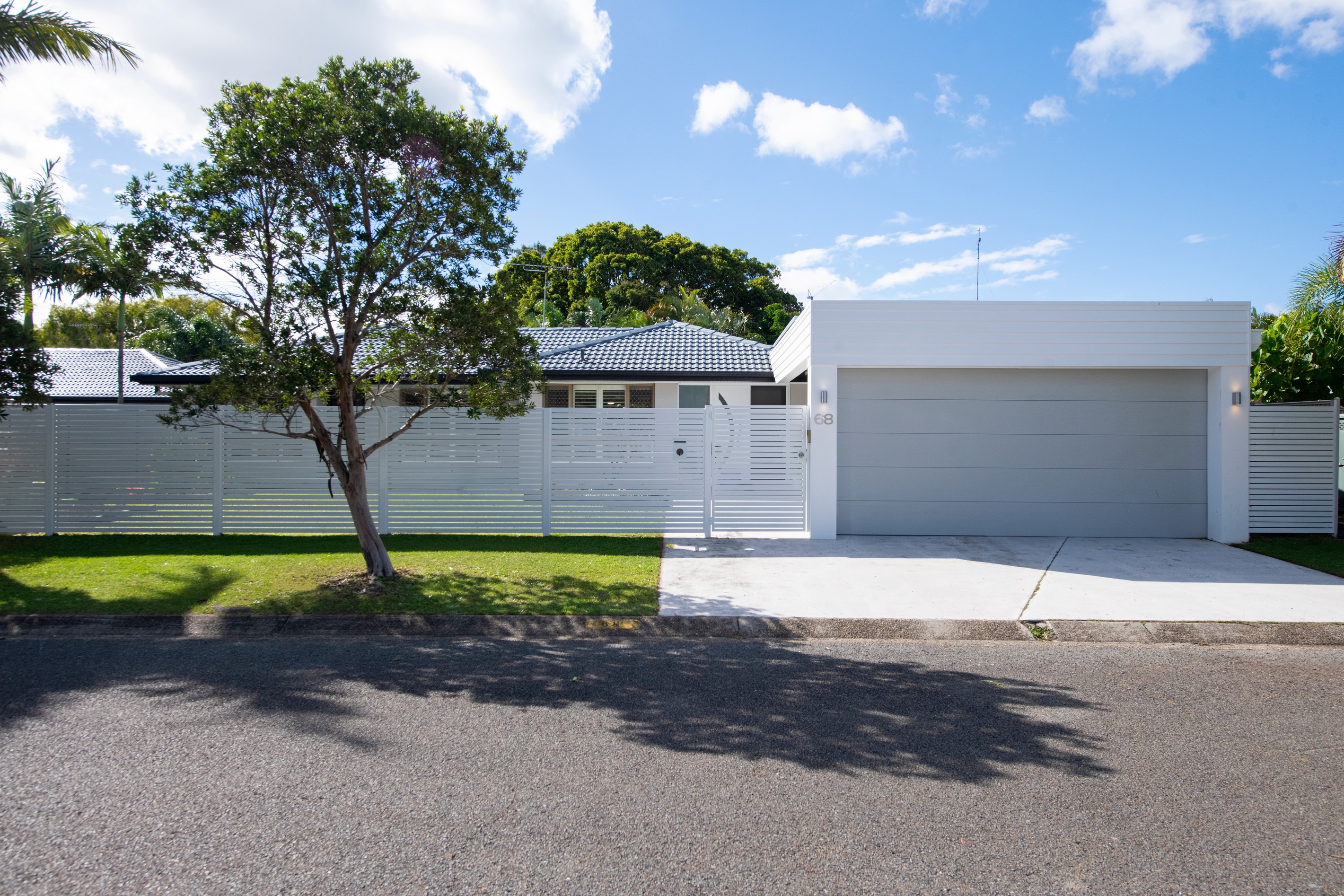 68 Volante Crescent, Mermaid Waters, QLD 4218