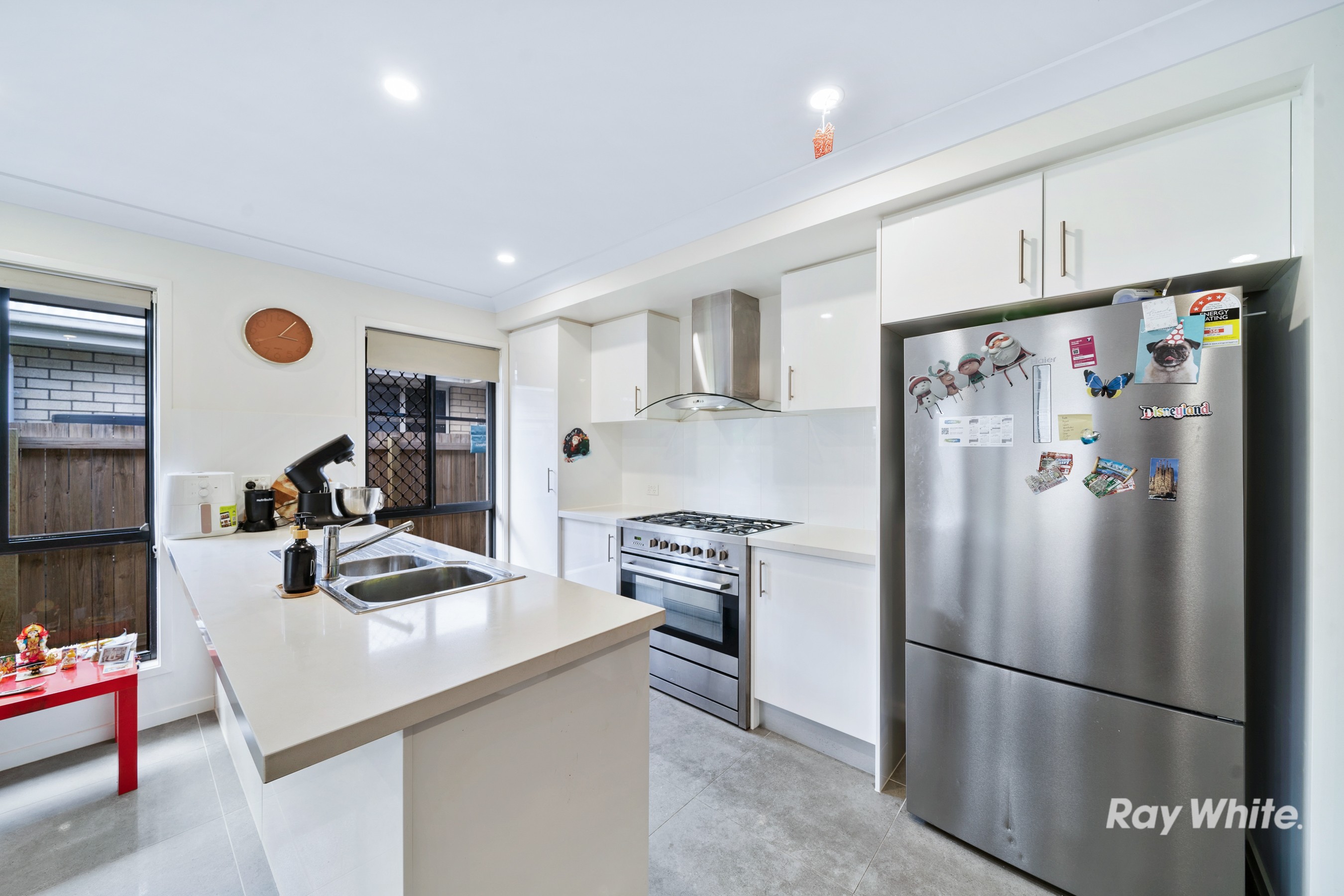 10 Swensen Street, Greenbank, QLD 4124