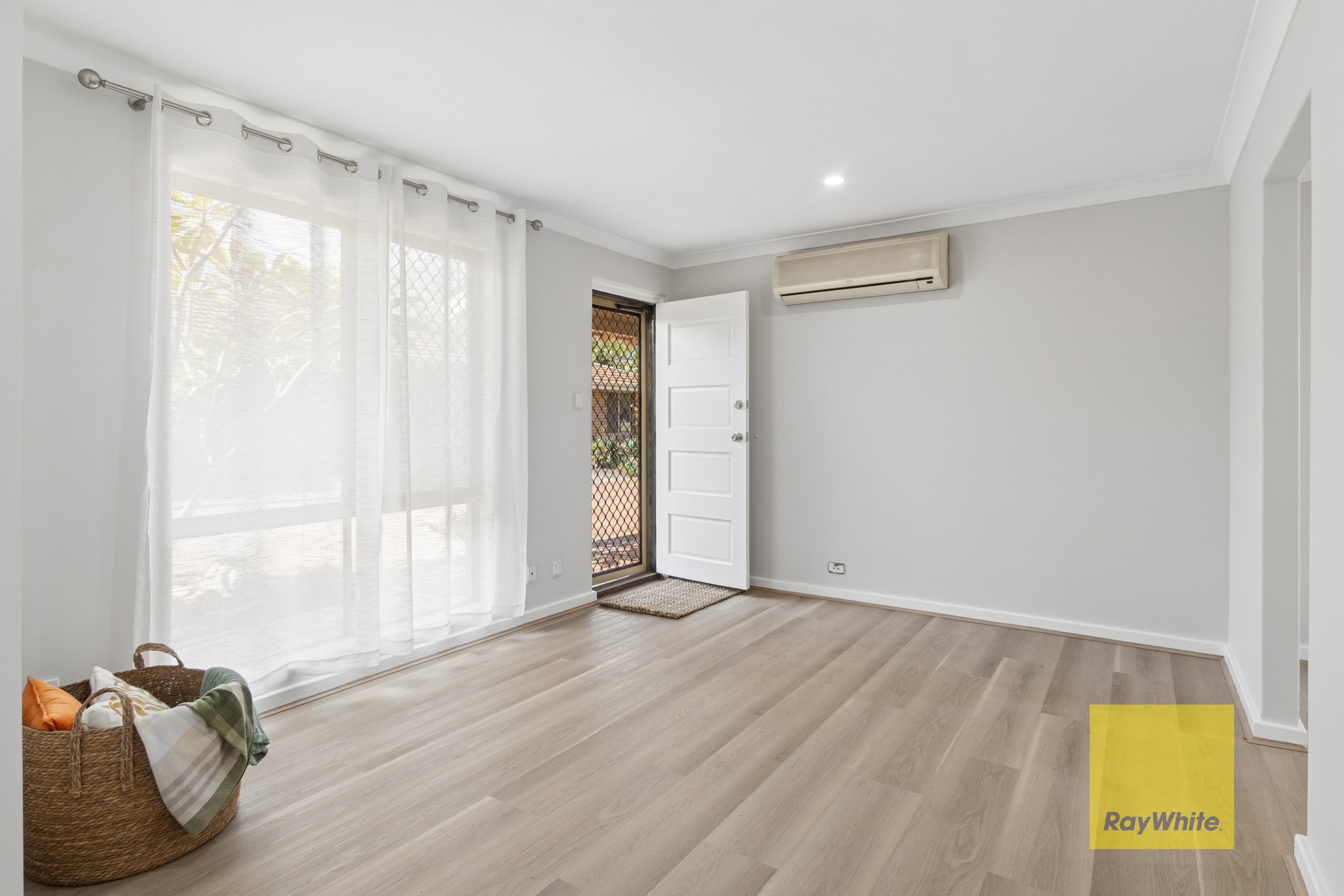 2/62 Smith Street, Dianella, WA 6059