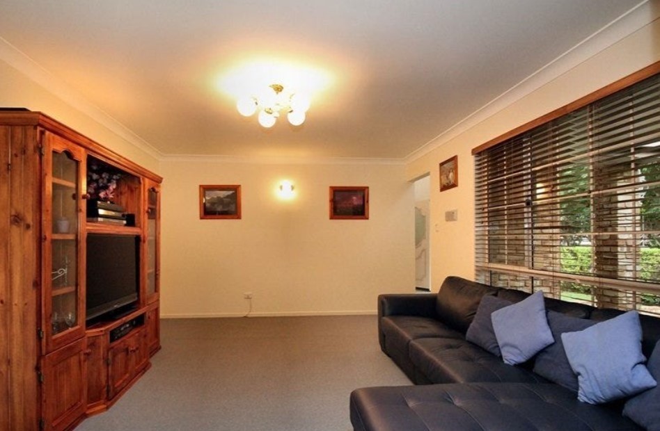 17 Googie Crescent, Eight Mile Plains, QLD 4113