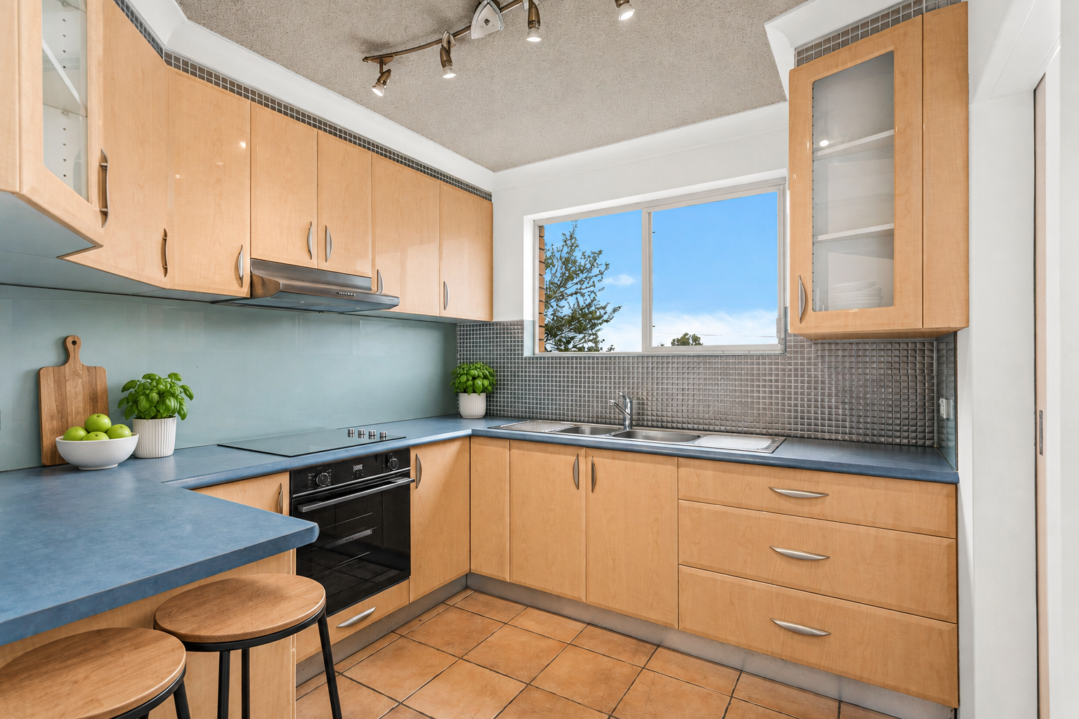 1/47 Thompson Street — photo from Ray White Woonona