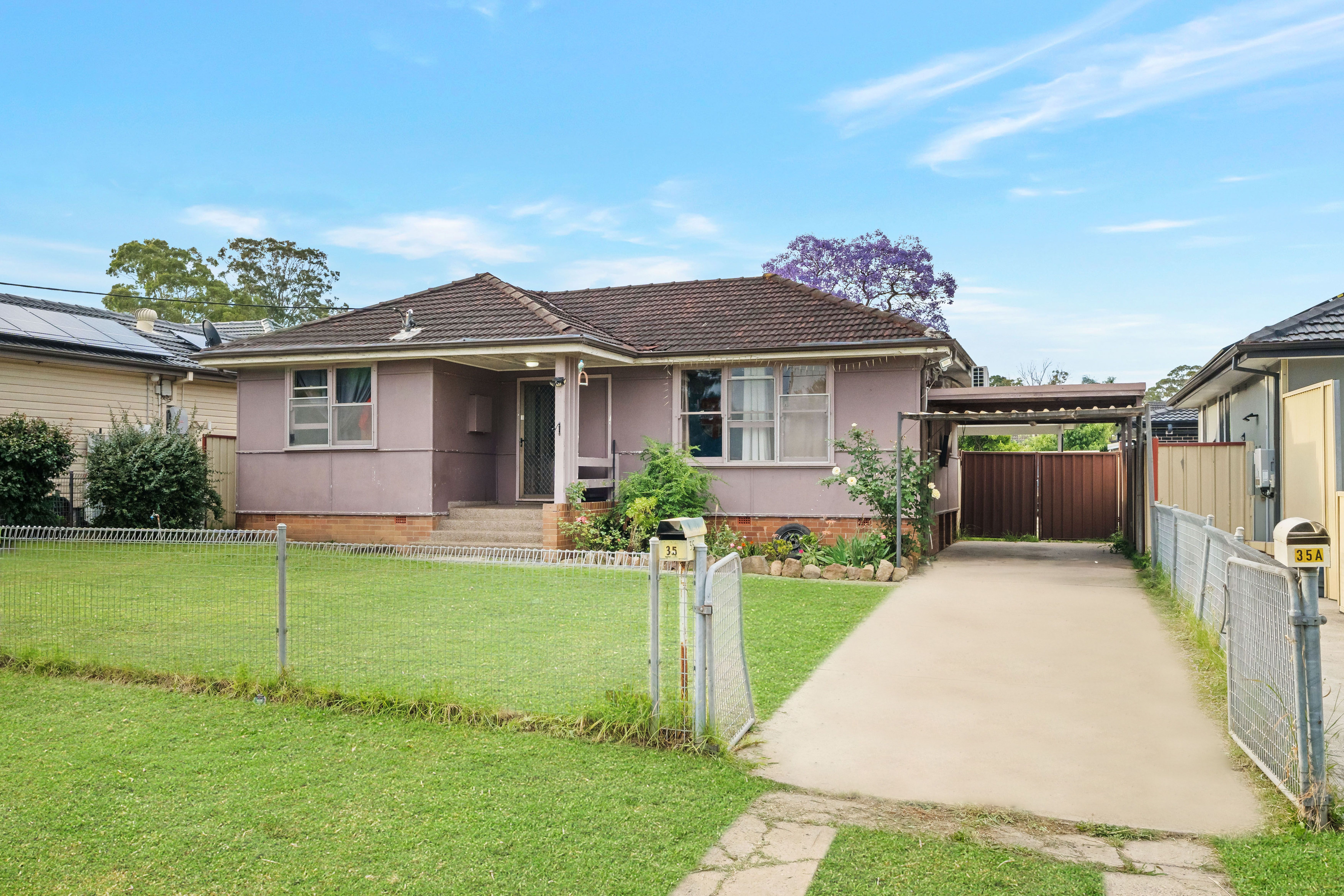 35 Romney Crescent , Miller NSW 2168