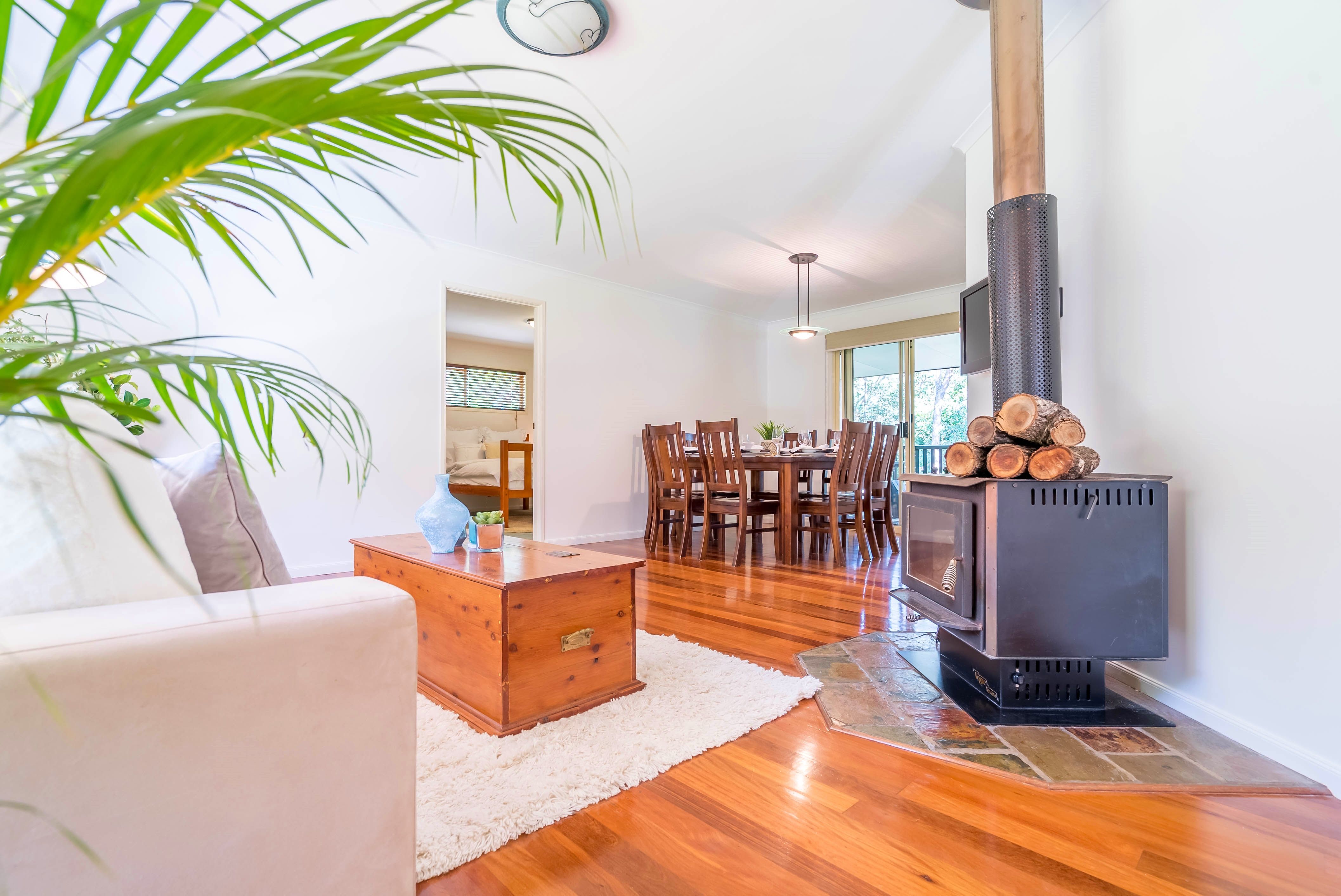 1 Coreen Court, Karana Downs, QLD 4306