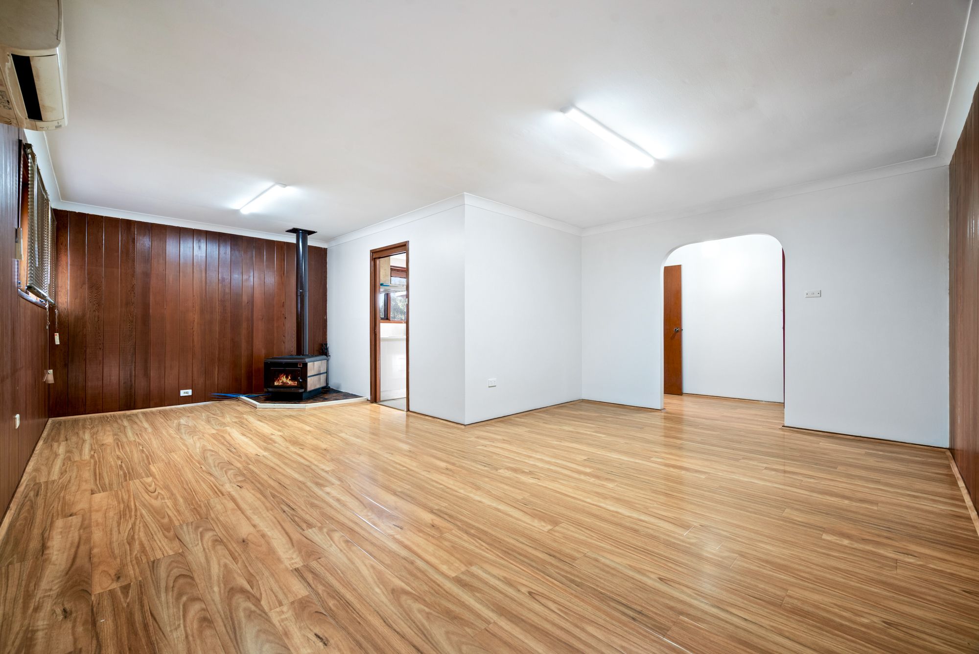 4 Sandra Place, Ingleburn, NSW 2565