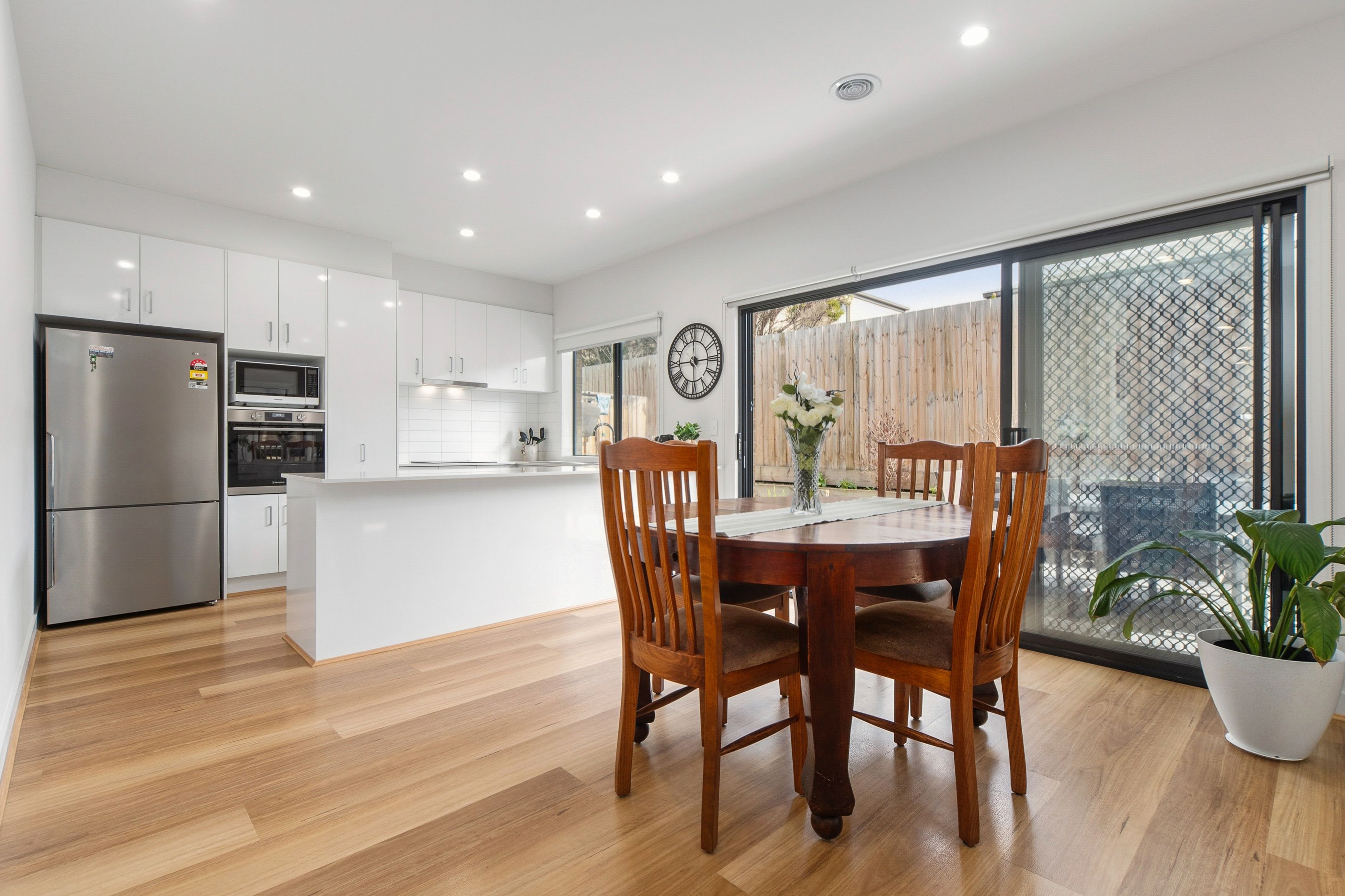 3/36 Eramosa Road East — photo 9 of 15