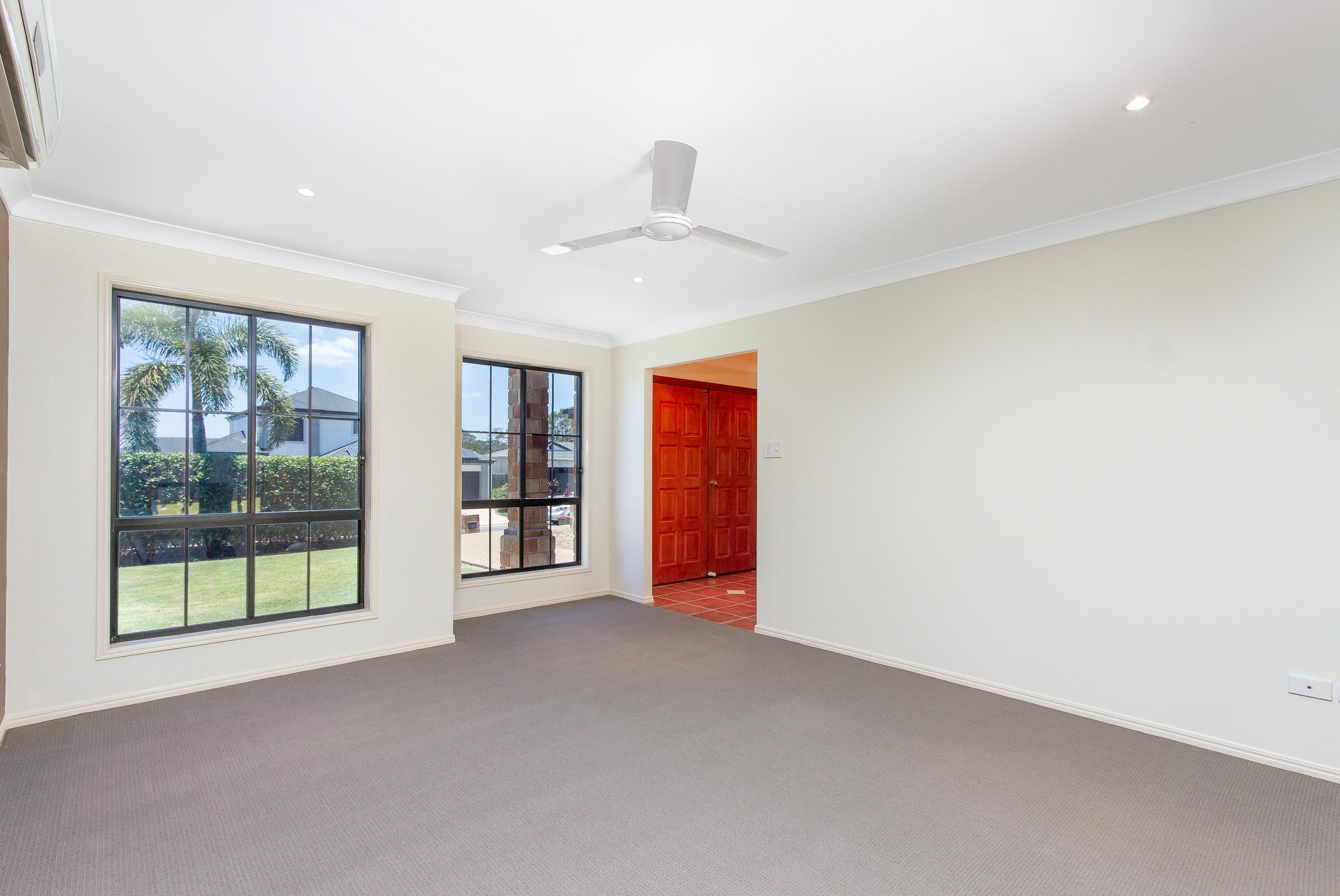 5 Riverside Terrace, Windaroo, QLD 4207