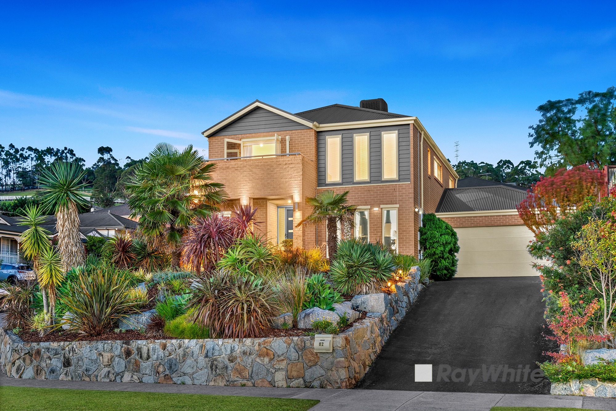 82 Montbrae Circuit, Narre Warren North, VIC 3804