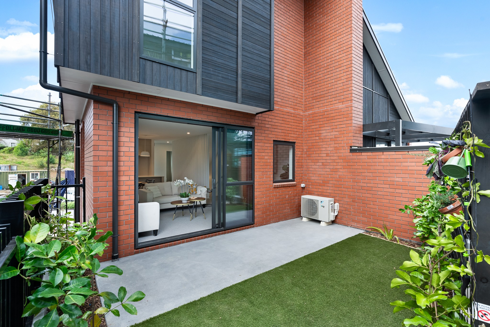 6 Cassino Terrace, Mount Albert, Auckland City