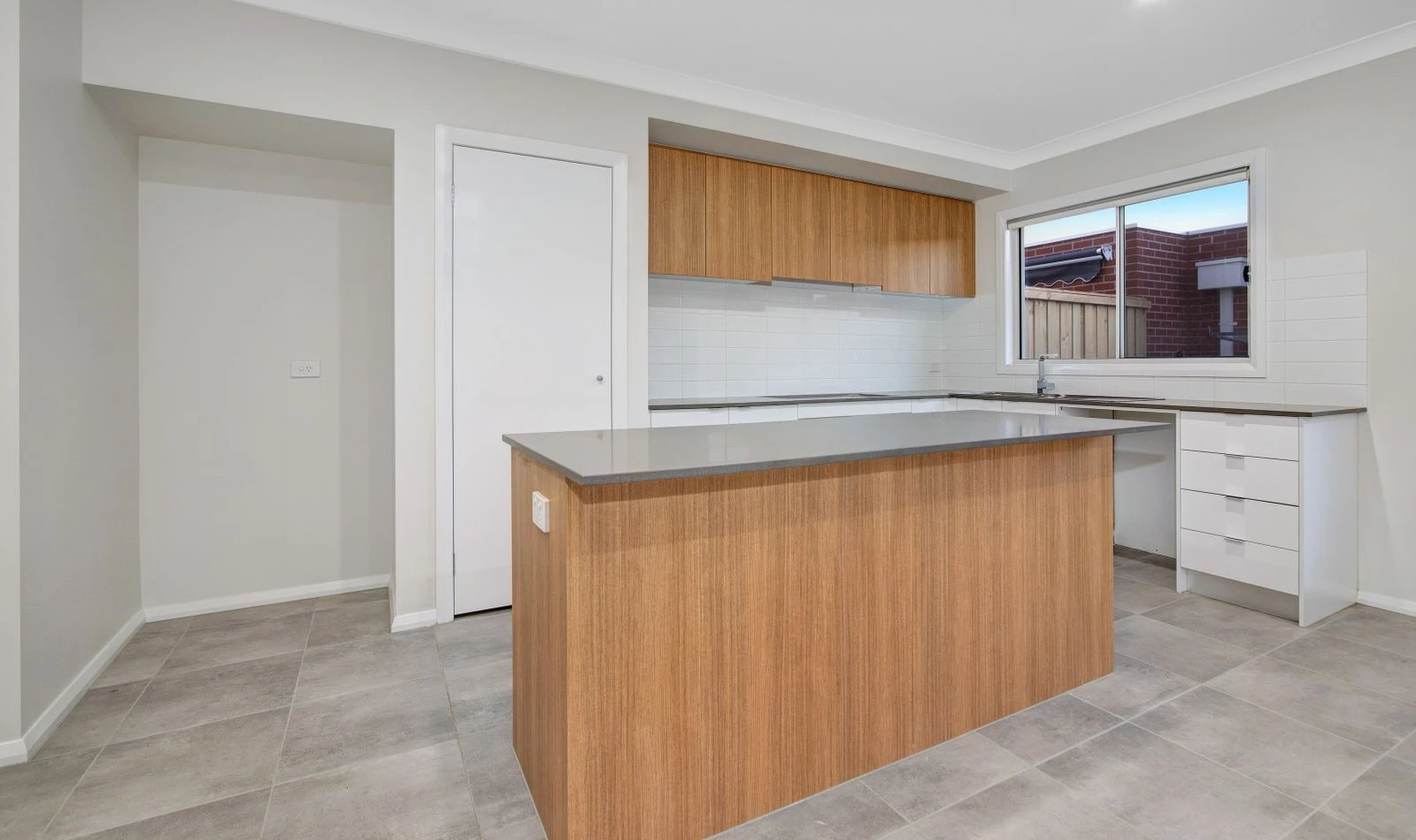 18 Burdock Walk, Truganina, VIC 3029