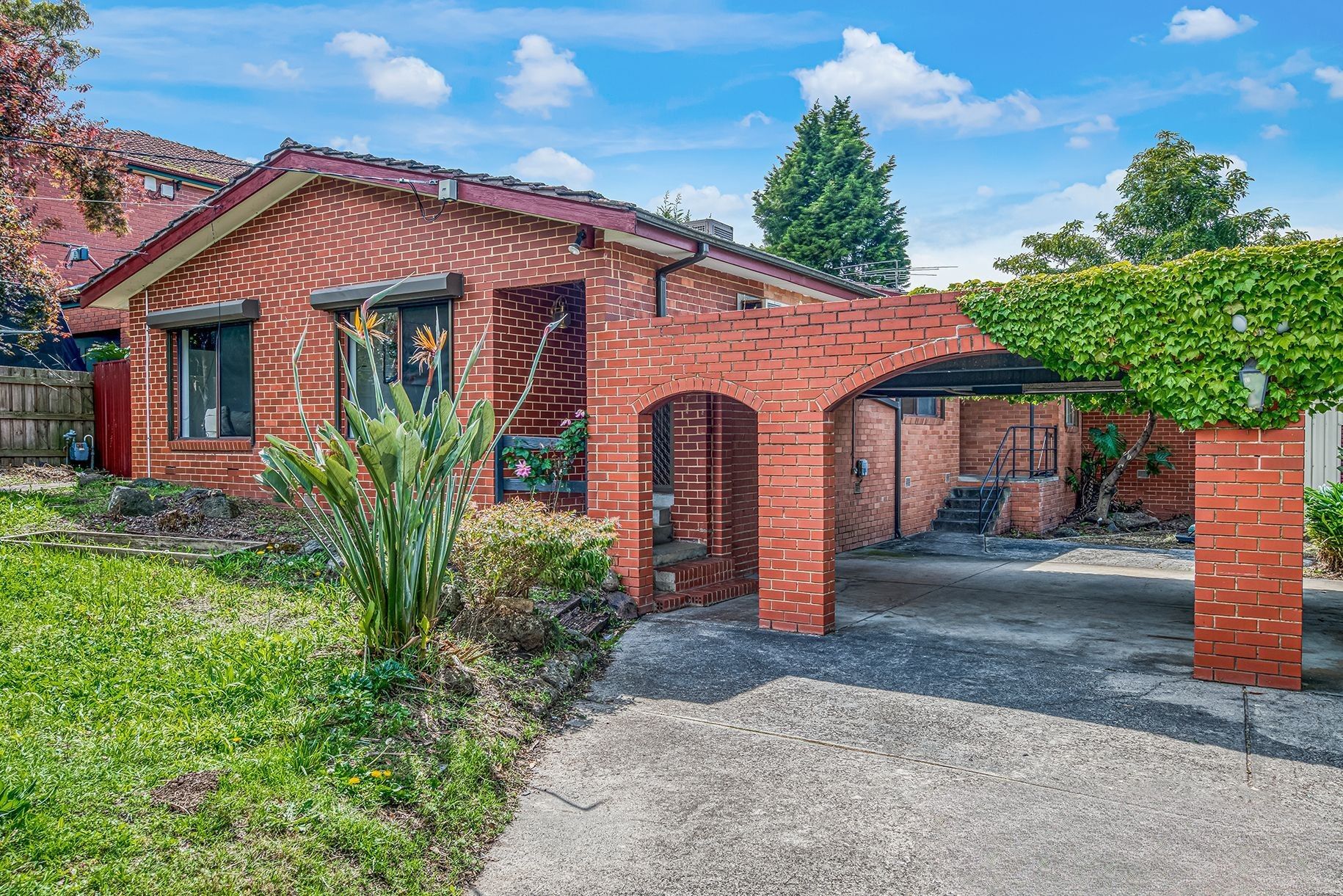 6 View Road — photo from Ray White Clayton