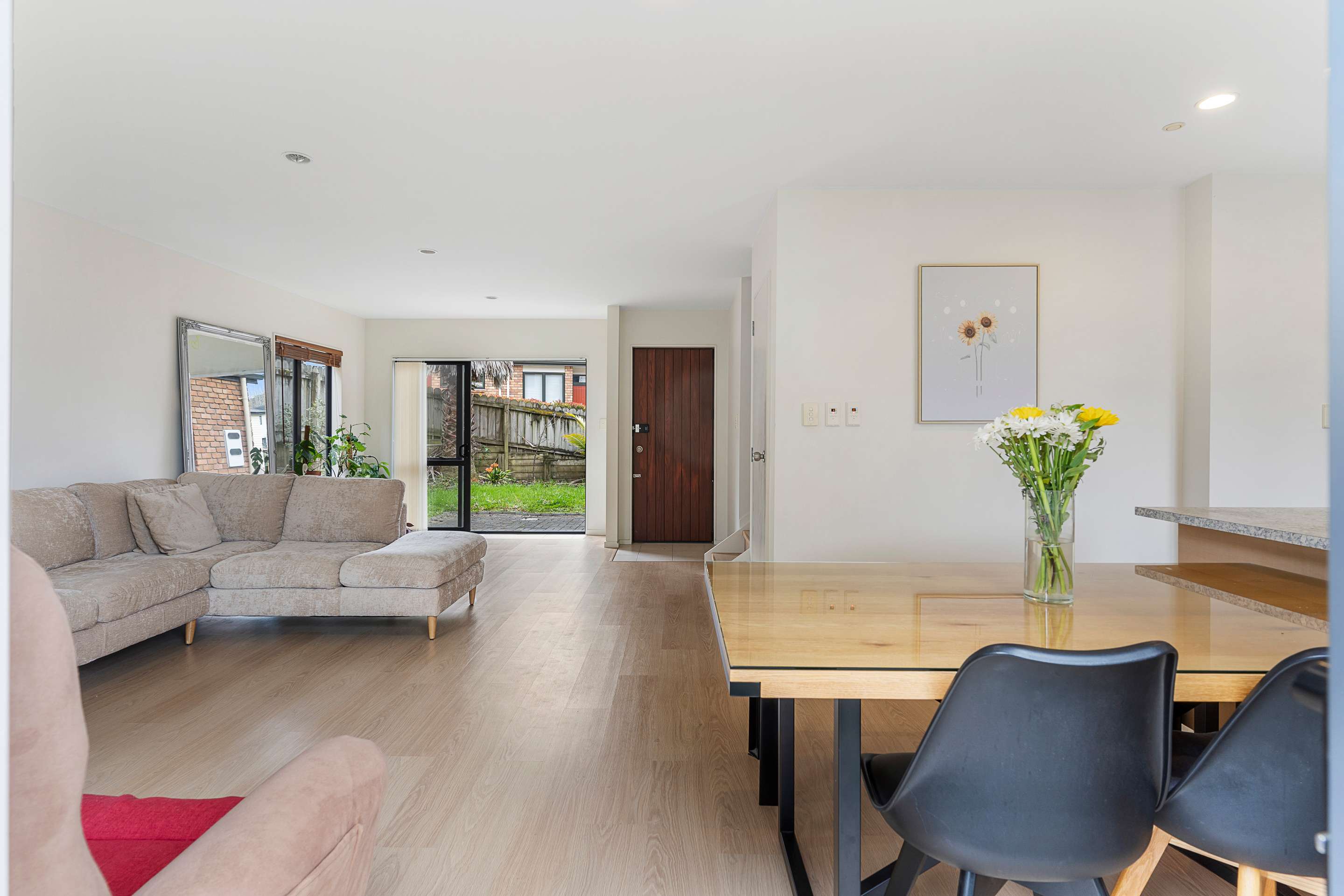 32/22 Northcross Drive, Albany, North Shore City Real Estate Ray