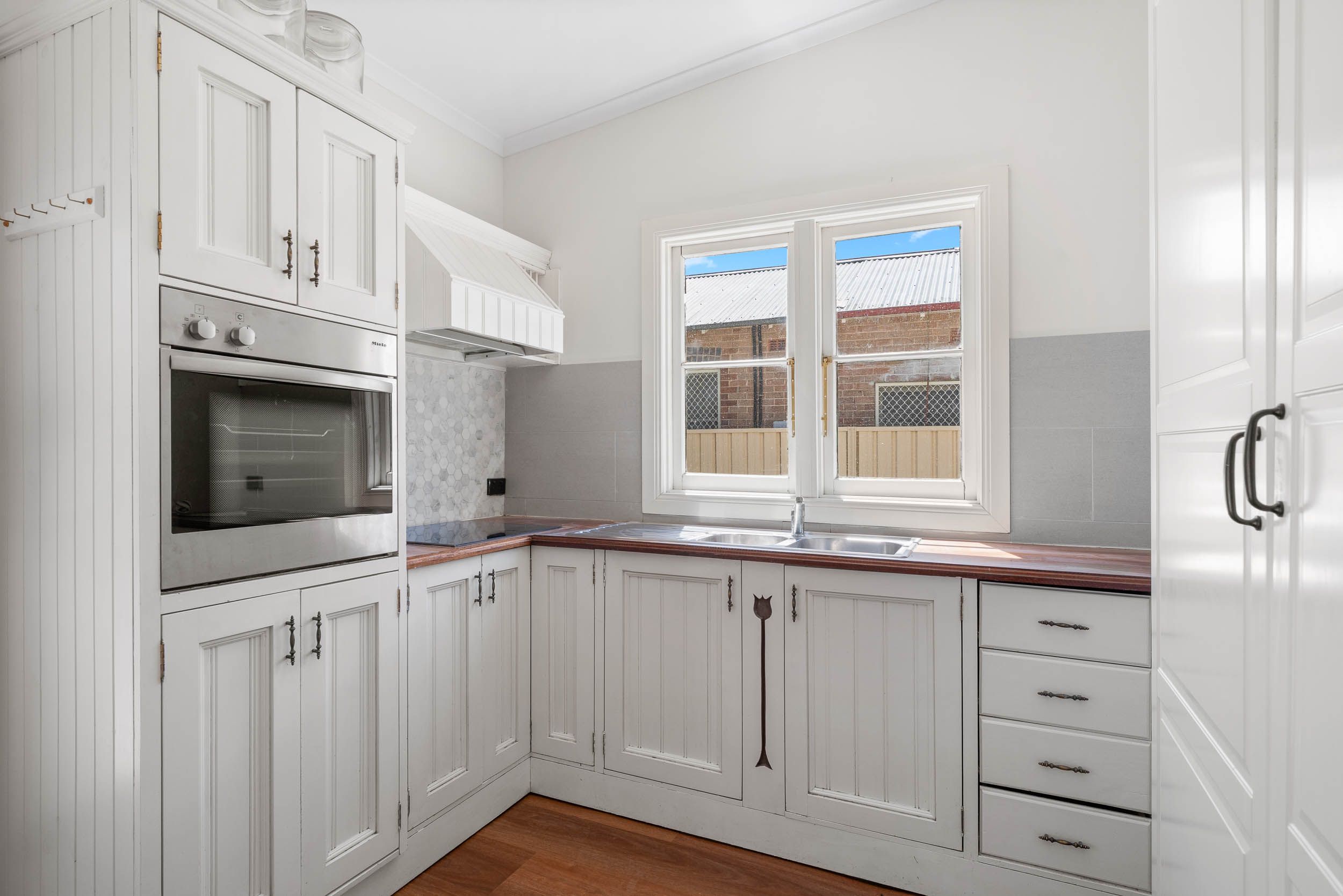 114 Taralga Road — photo 3 of 8
