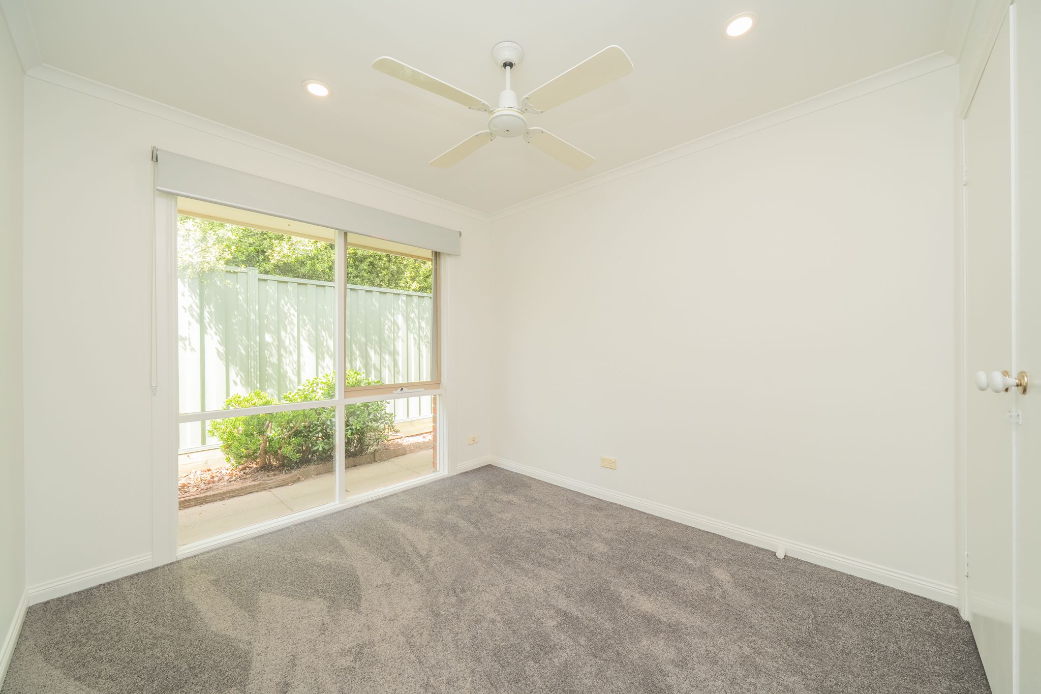 33 Hedgeley Drive — photo 9 of 13