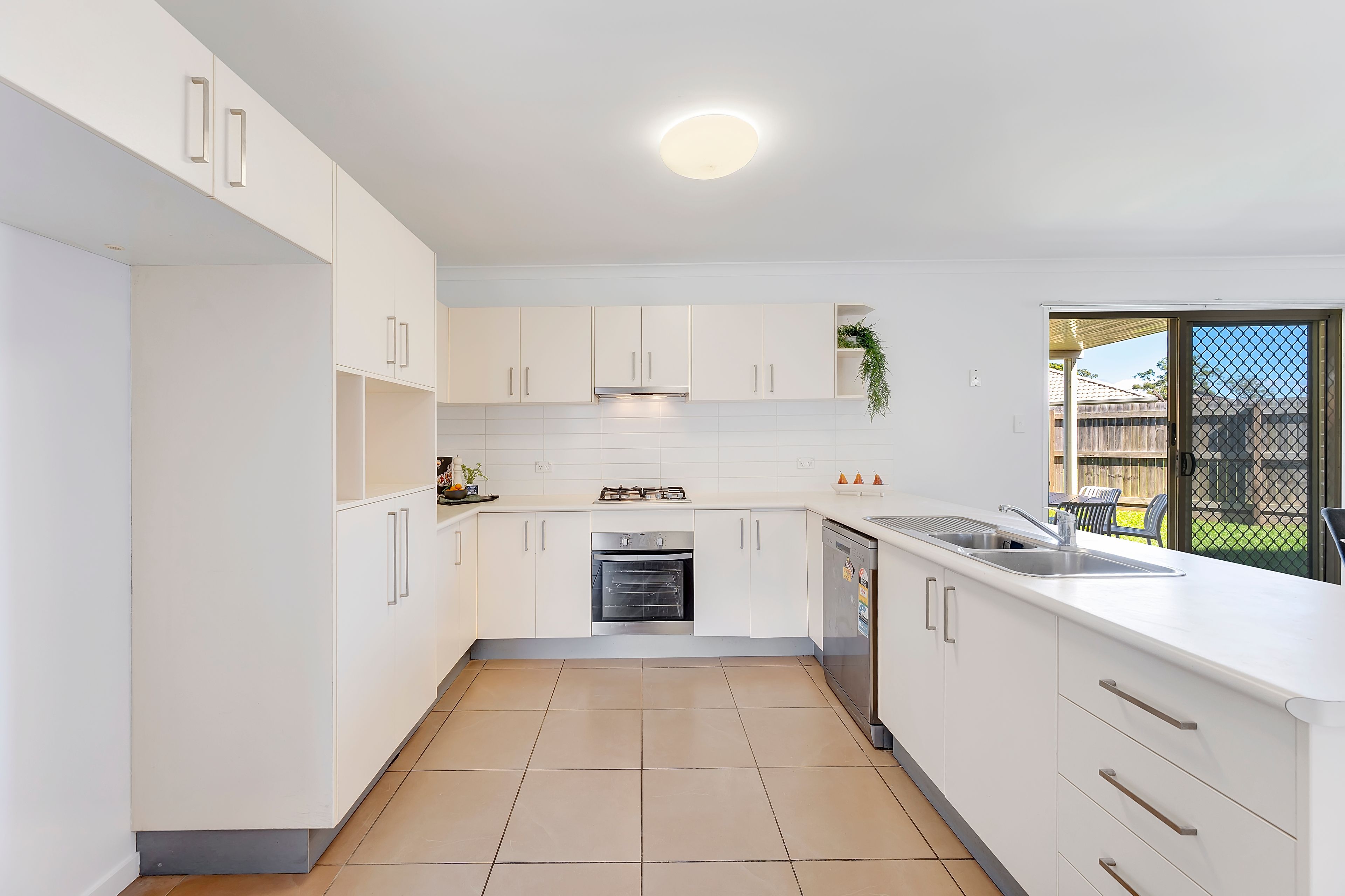 5 Hook Court, Caboolture, QLD 4510