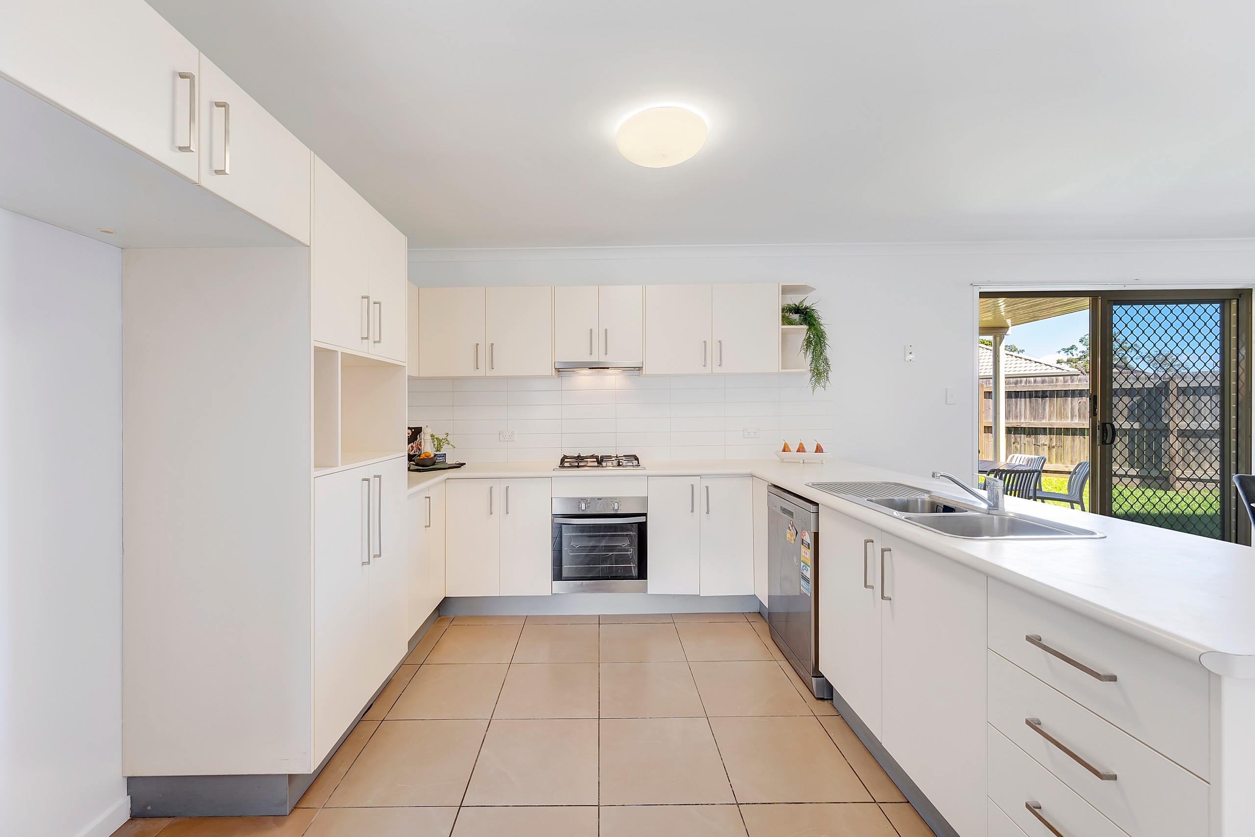 5 Hook Court, Caboolture, QLD 4510