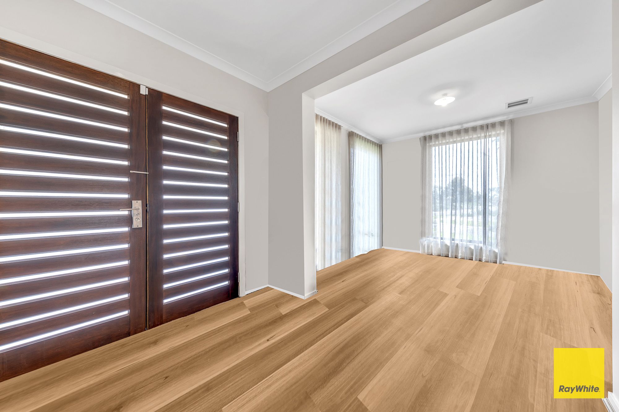 19 Beachside Cre, Point Cook, VIC 3030