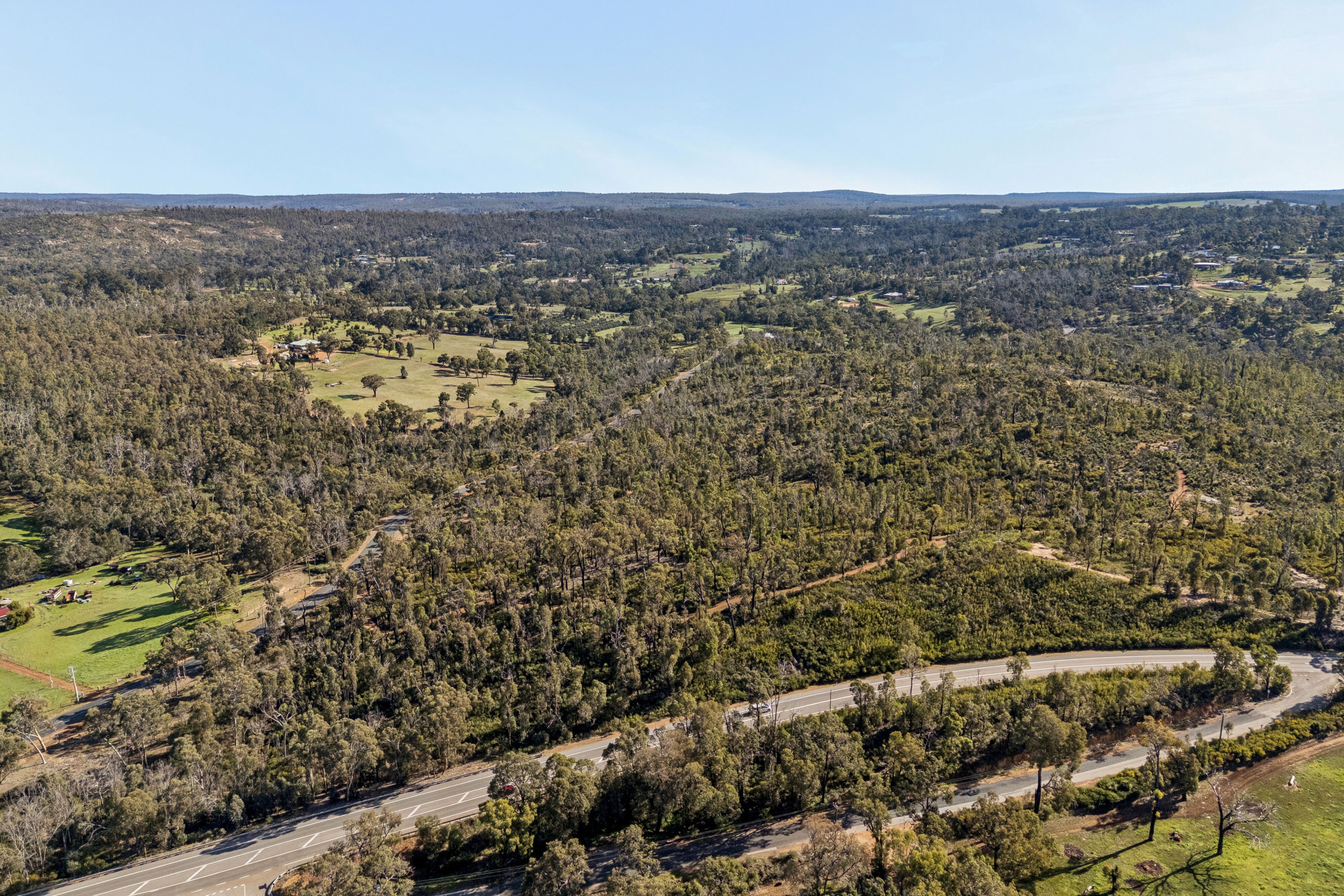 476 Old Coach Road East — photo 12 of 27