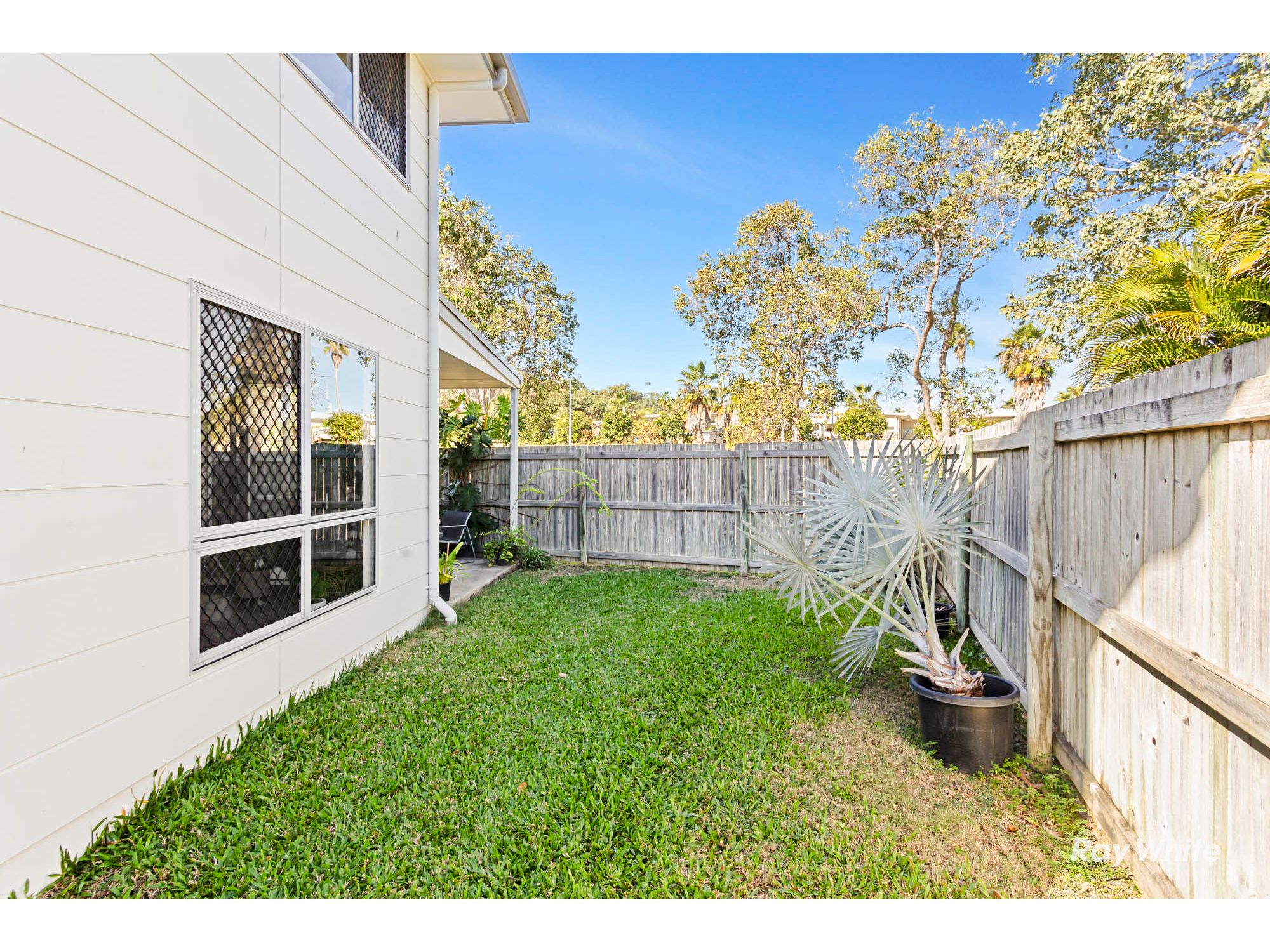 4/39 Cedar Avenue — photo 16 of 24