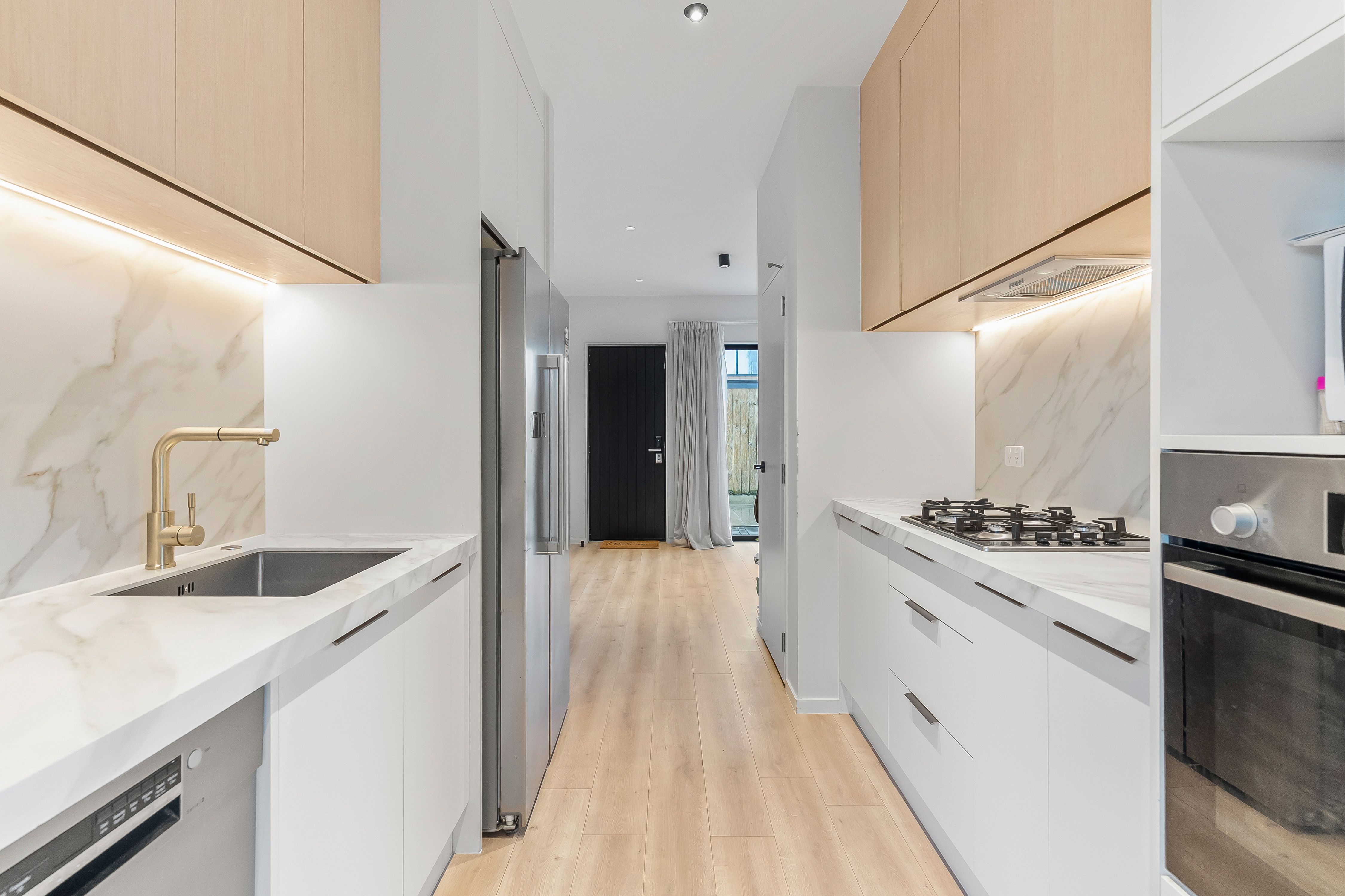 104B Edgewater Drive, Pakuranga, Manukau City